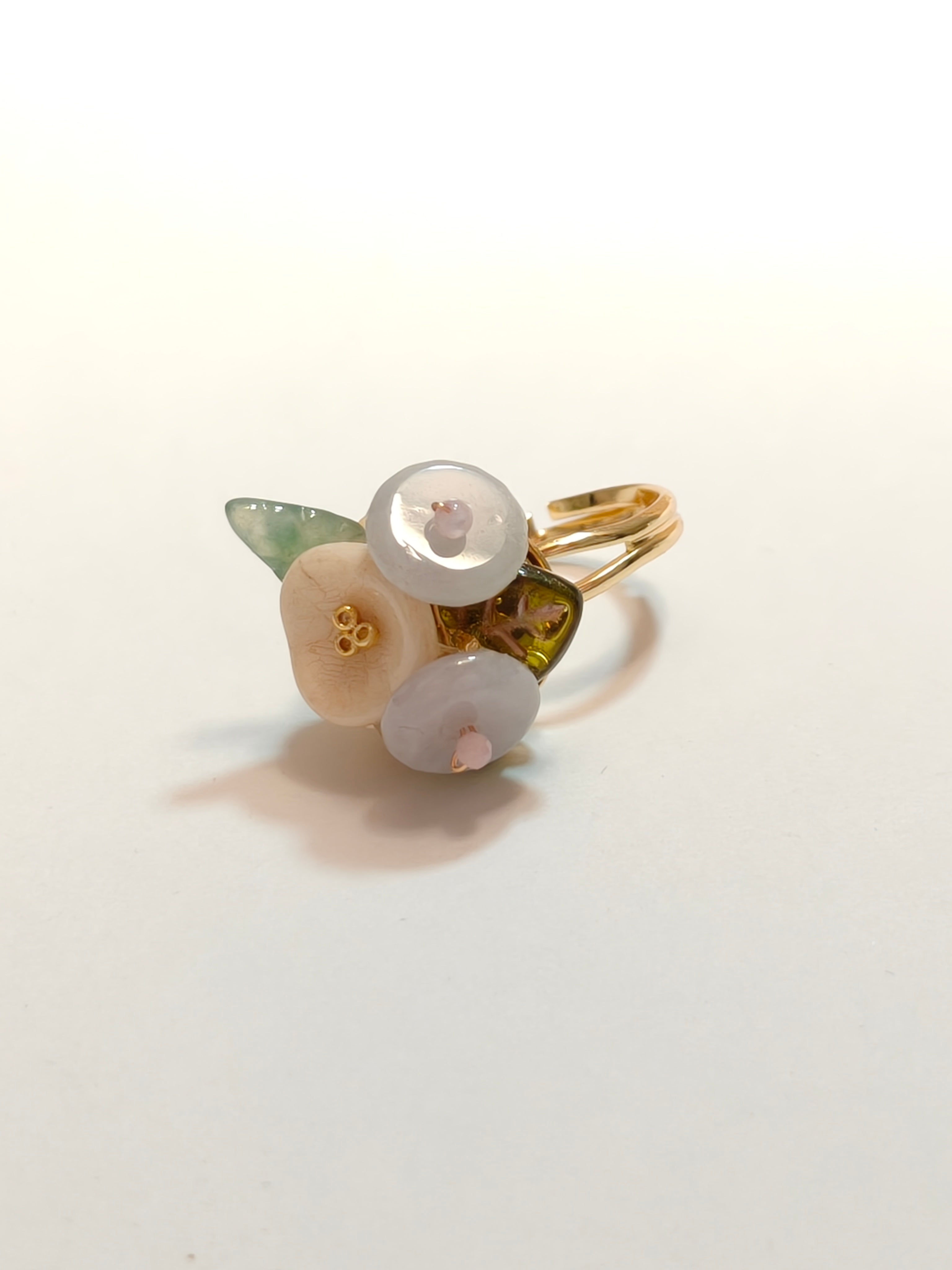 WE Monet ping an kou Ring