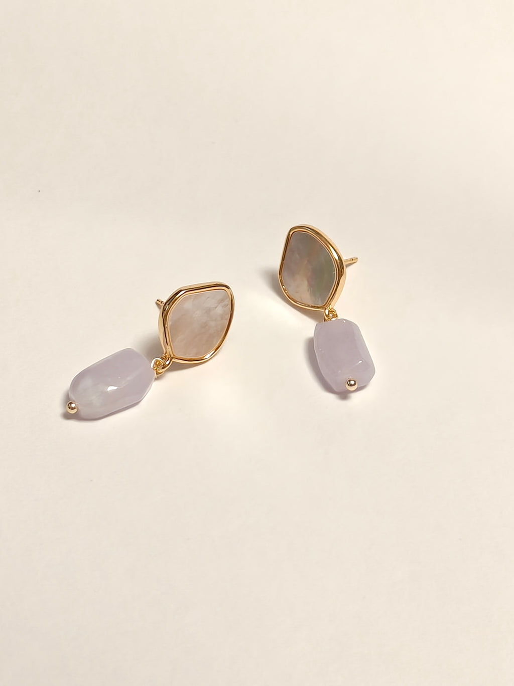WE lavender jadeite earring