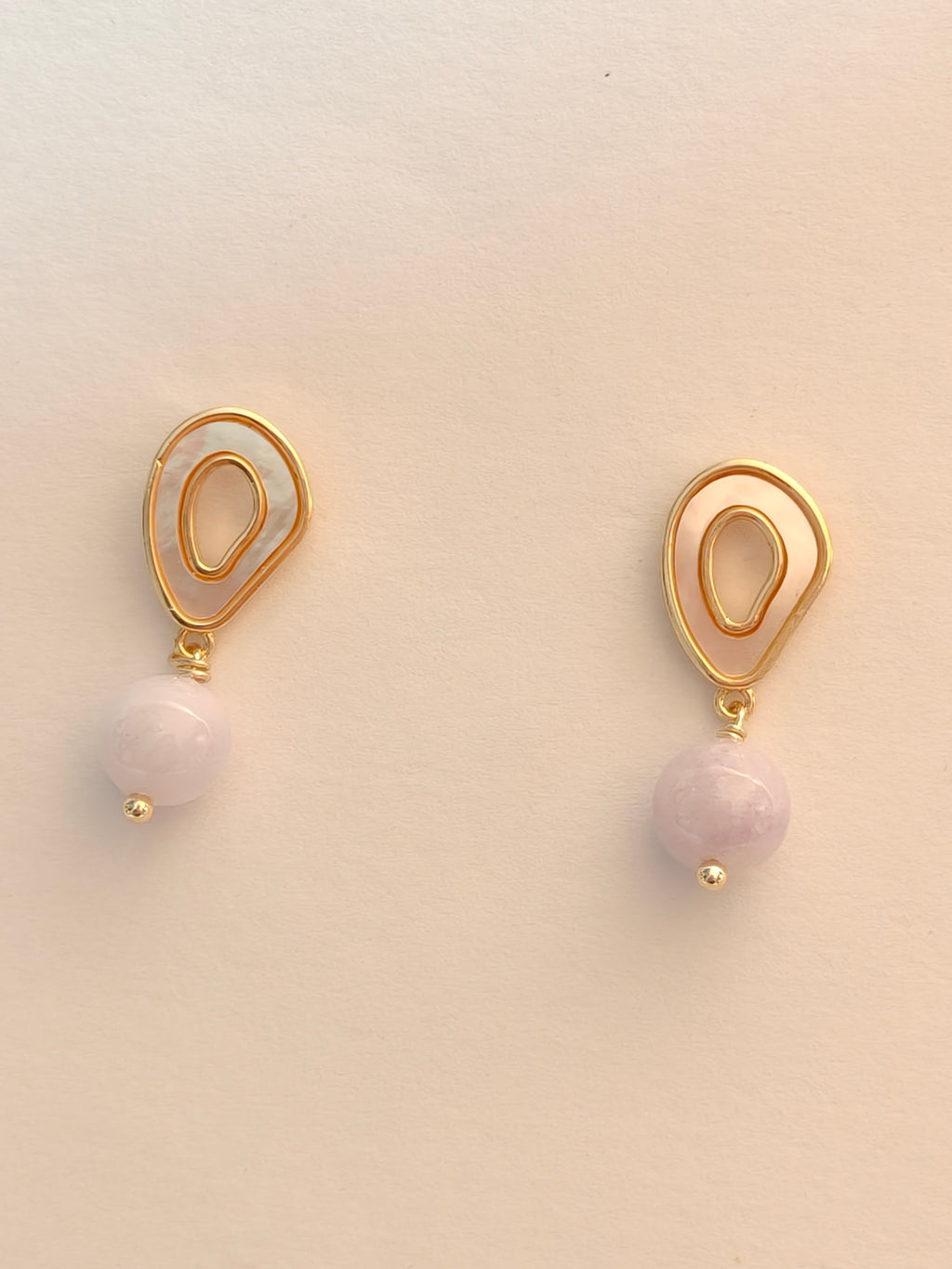 WE lavender jadeite earring