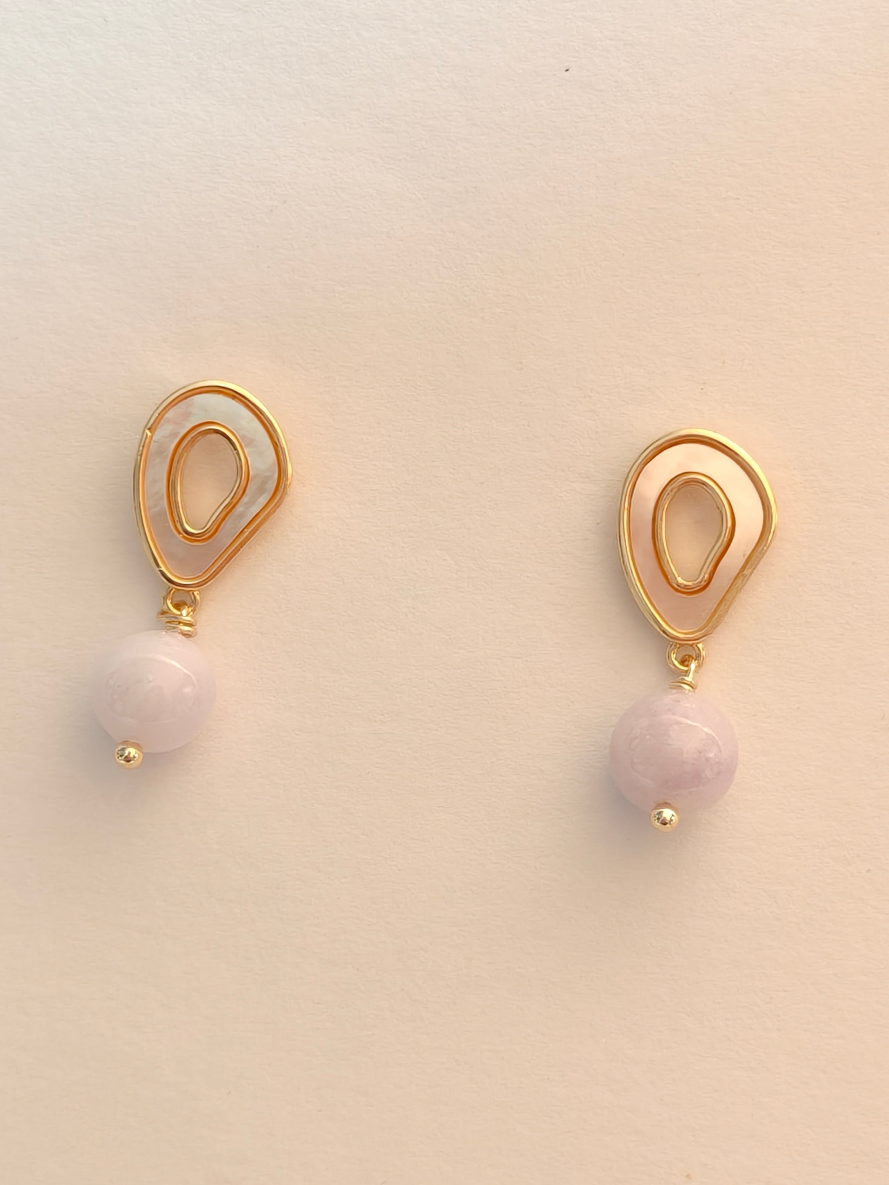 WE lavender jadeite earring
