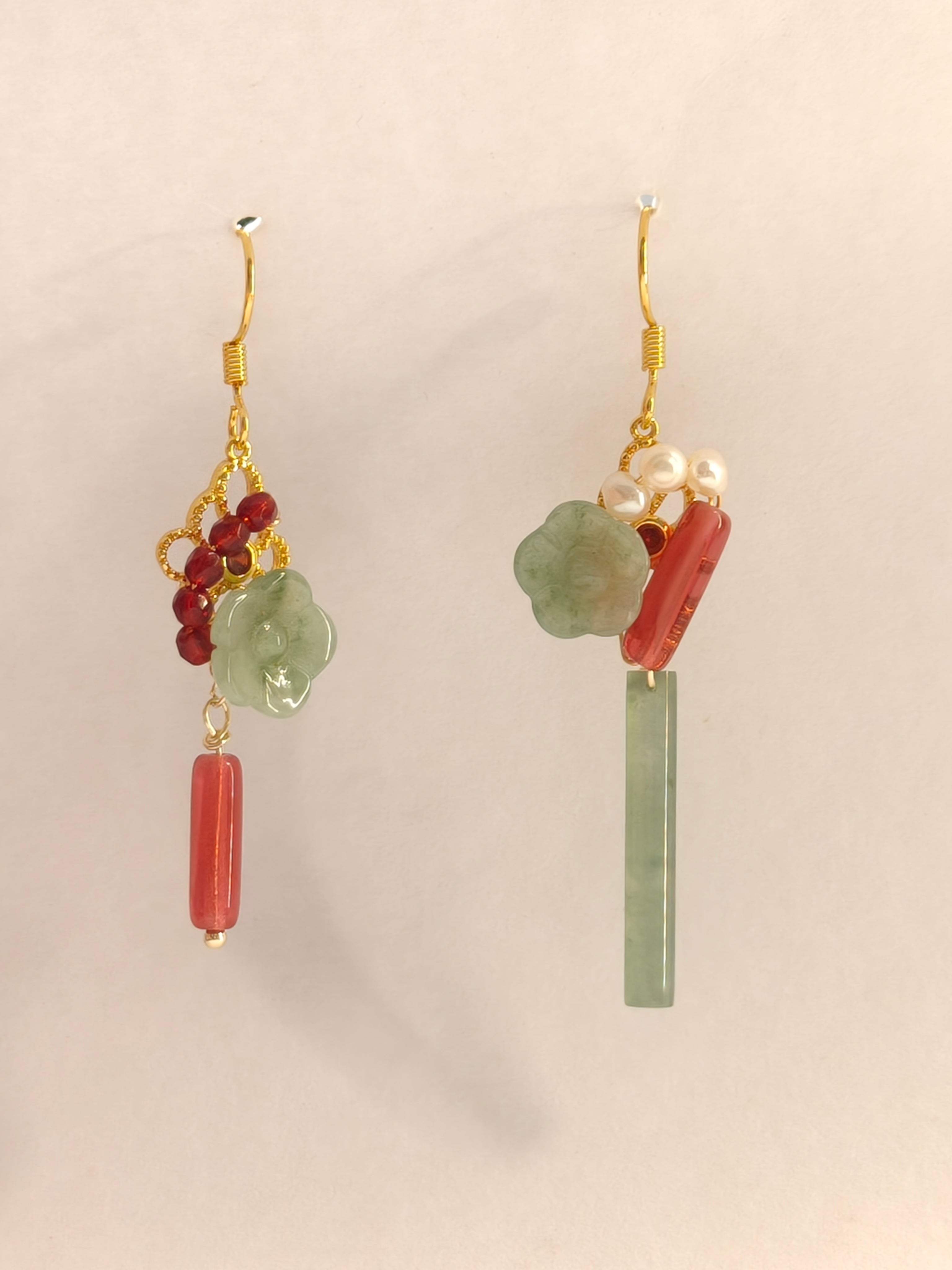 WE jadeite earring