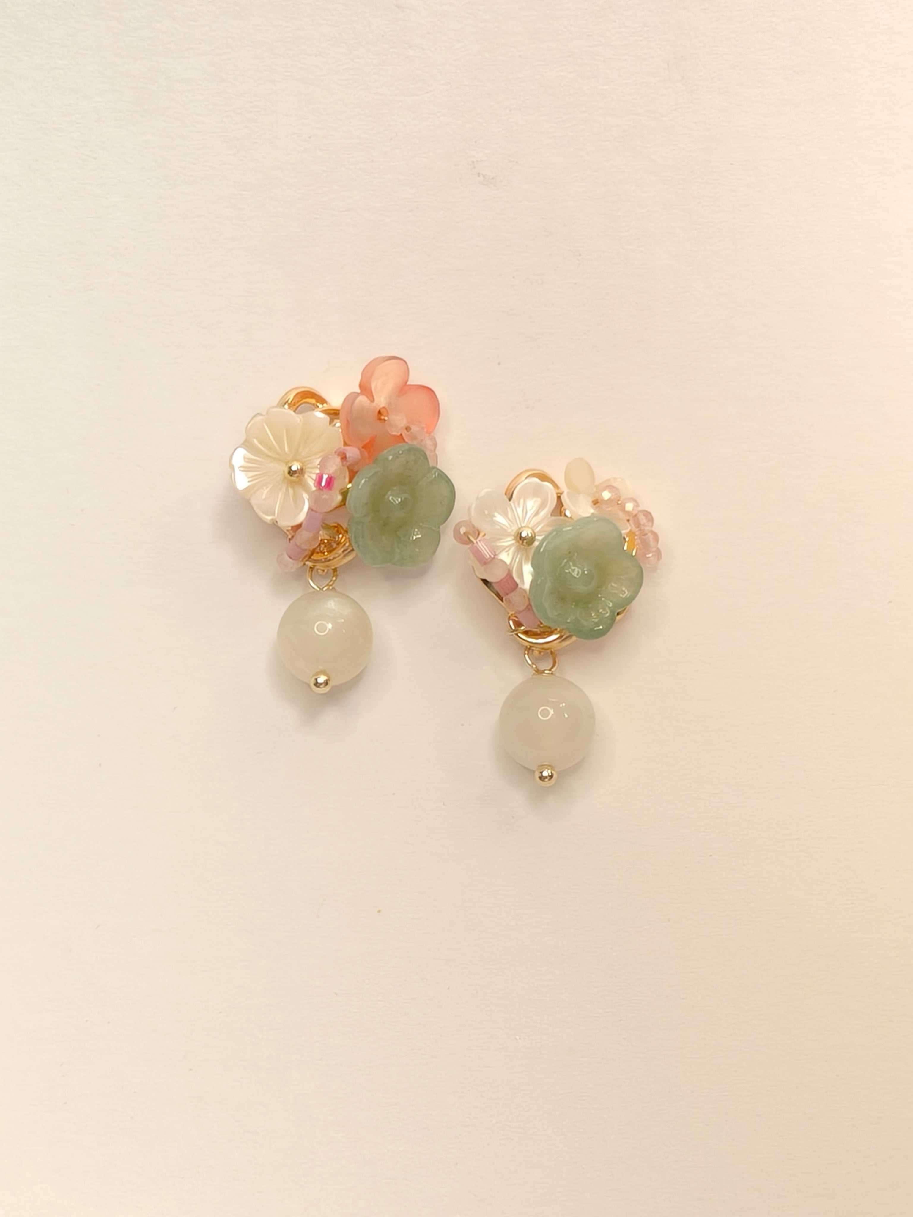 WE Monet jadeite earring