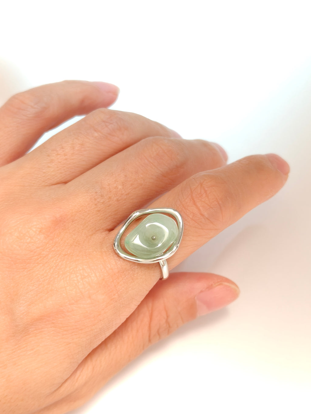 WE Monet Ring