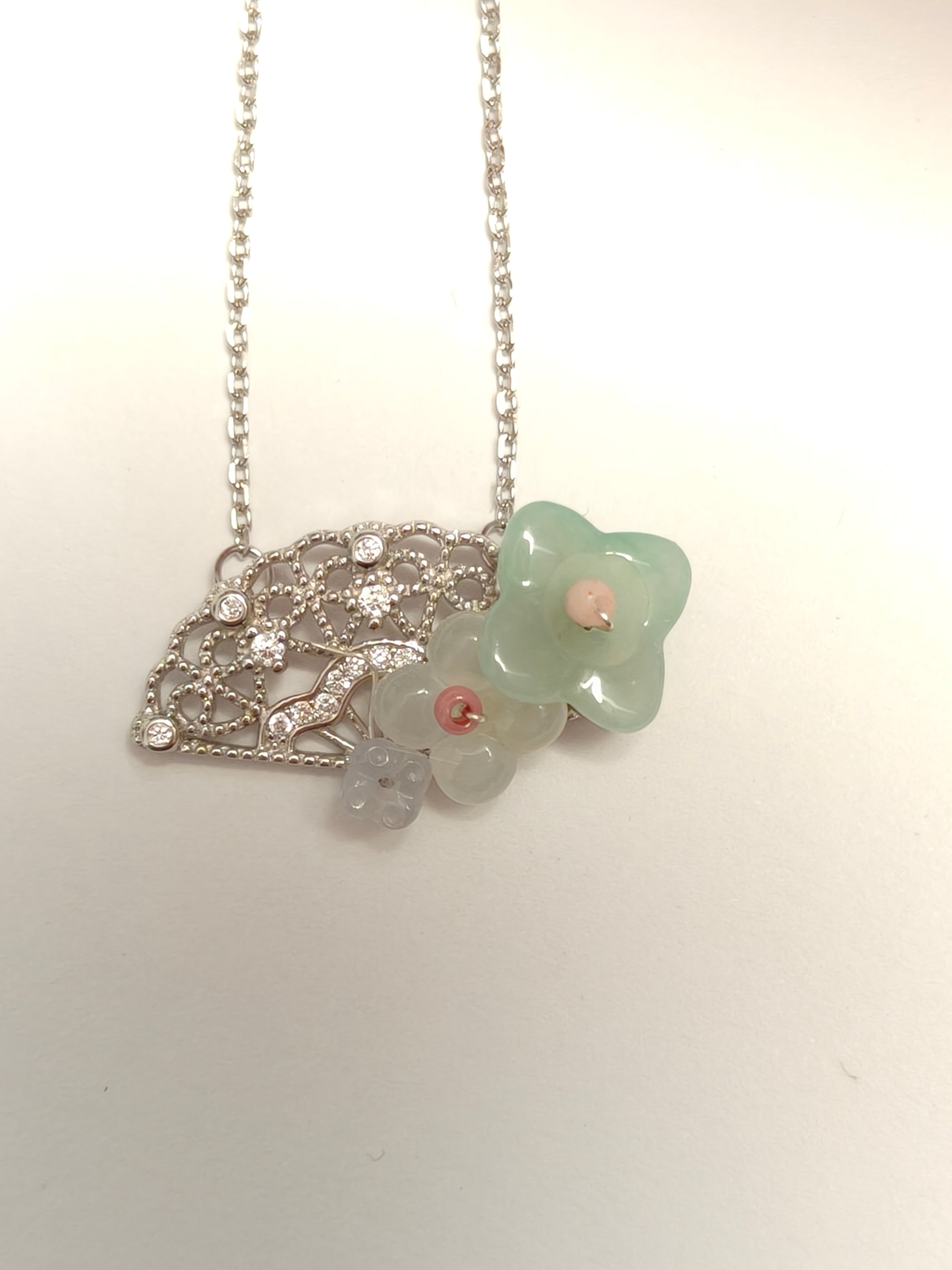 WE monet jadeite necklace