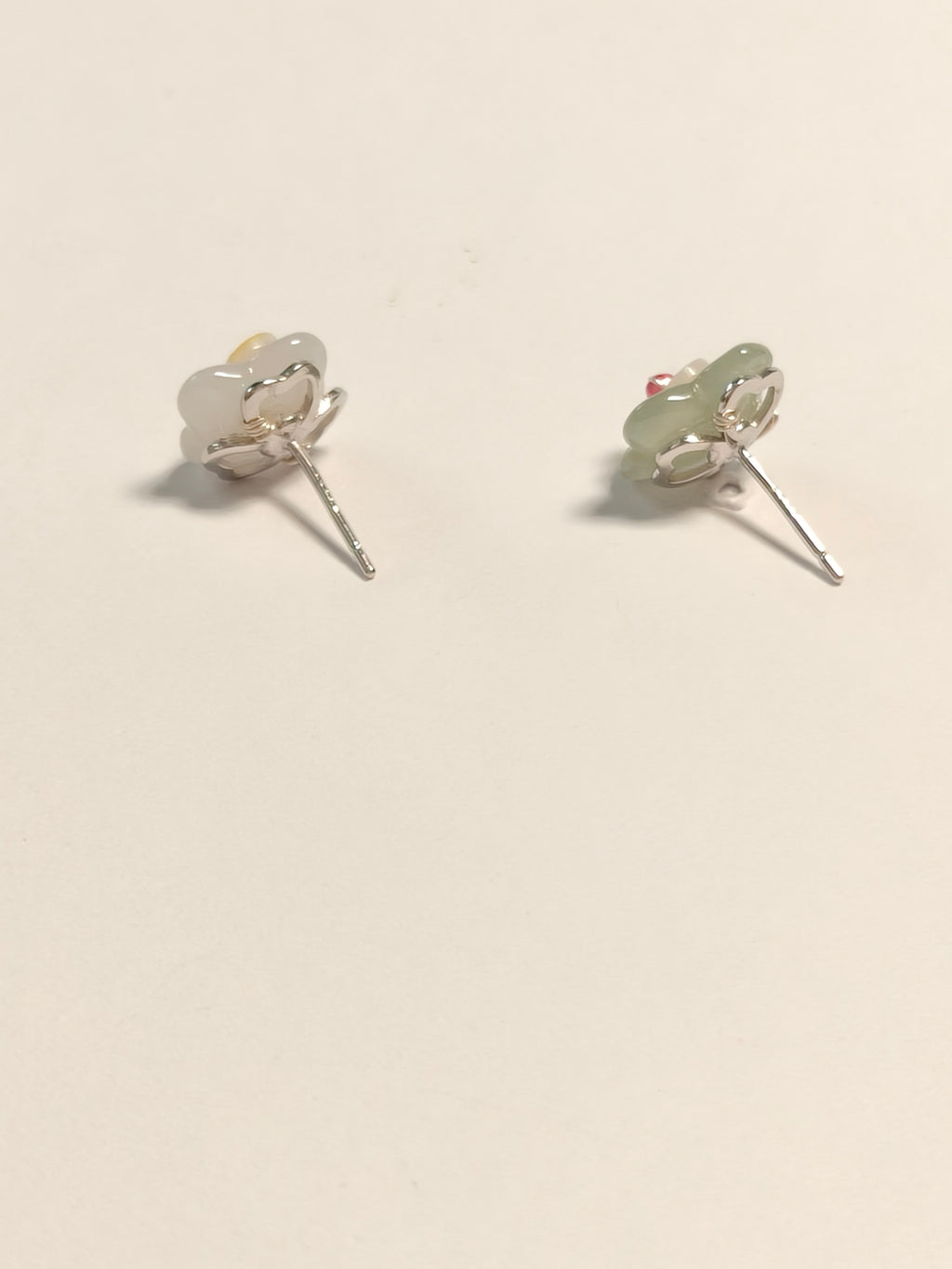 WE Monet jadeite earring
