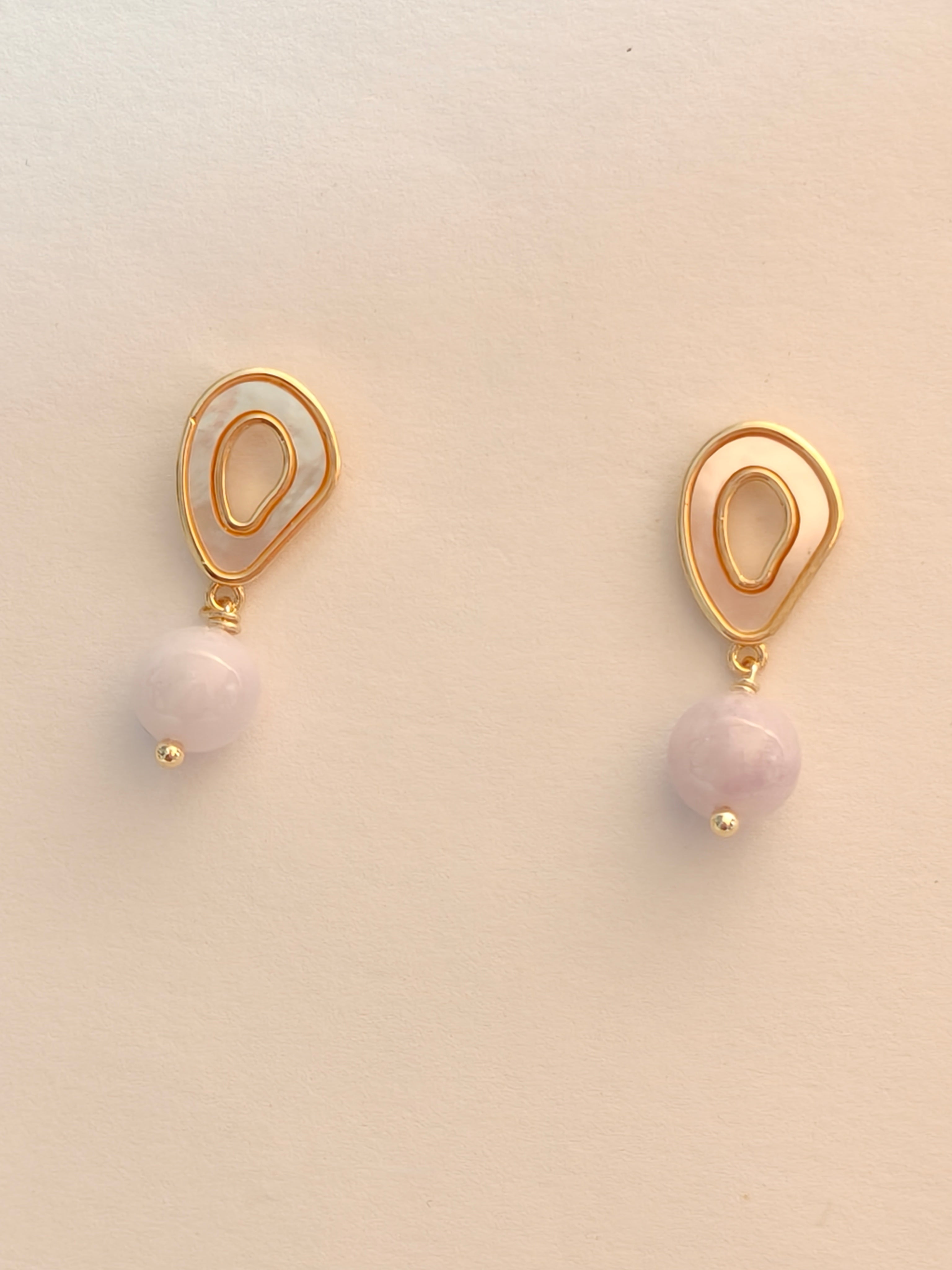 WE lavender jadeite earring