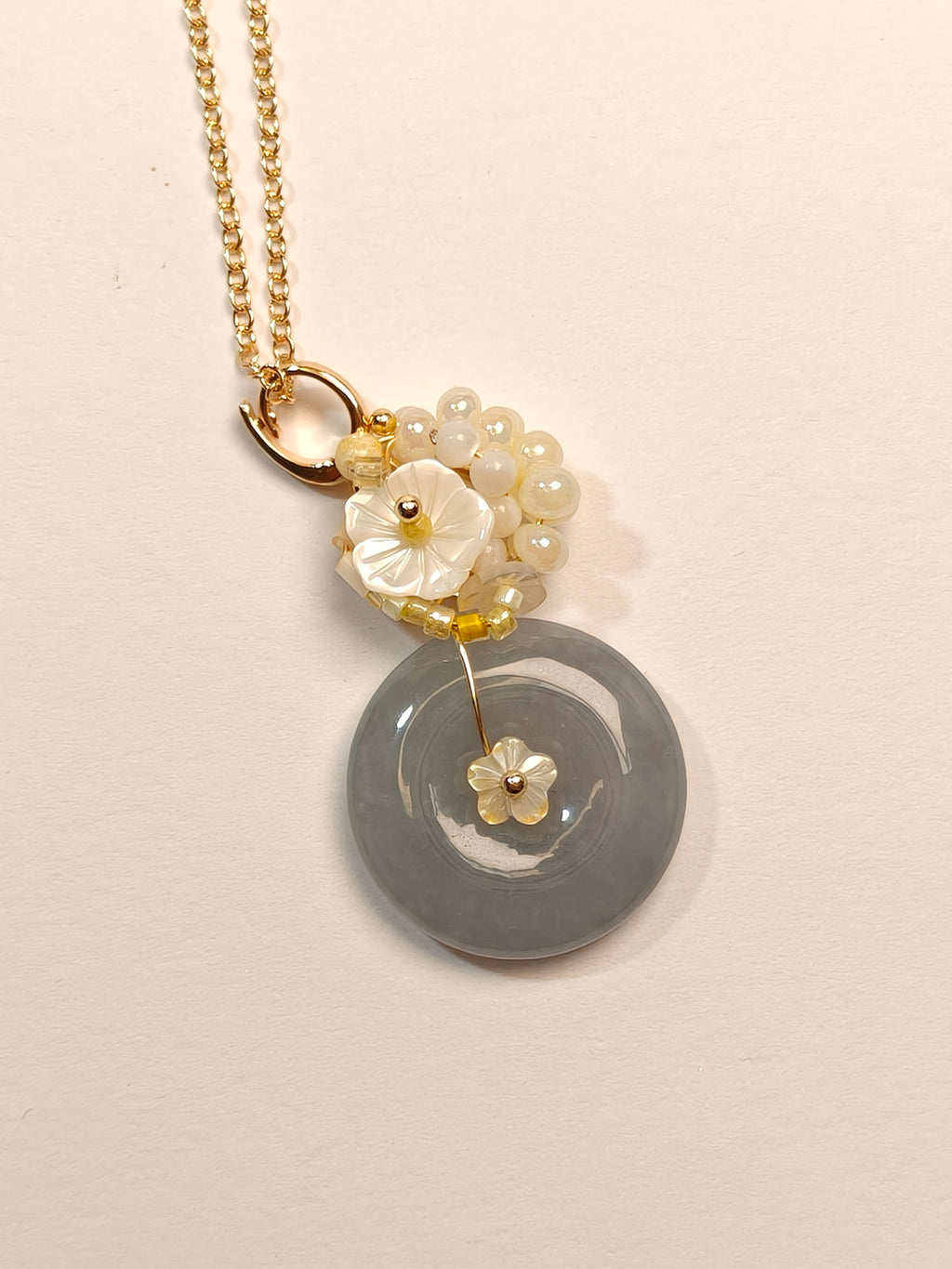 WE ping an kou icy blue necklace jadeite