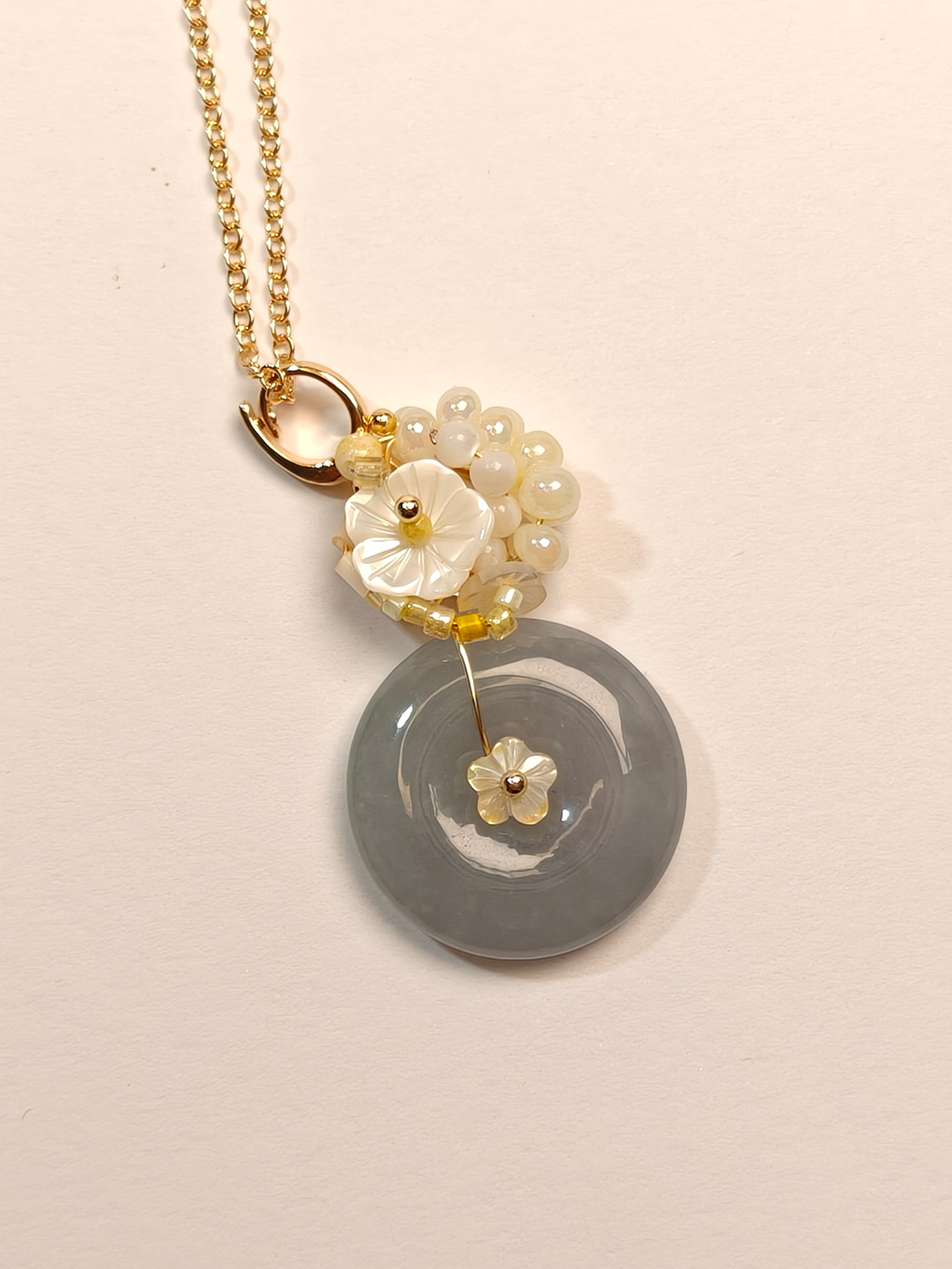 WE ping an kou icy blue necklace jadeite
