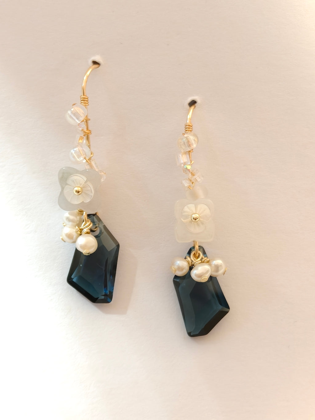 WE delite Swarovski crystal and jadeite earring