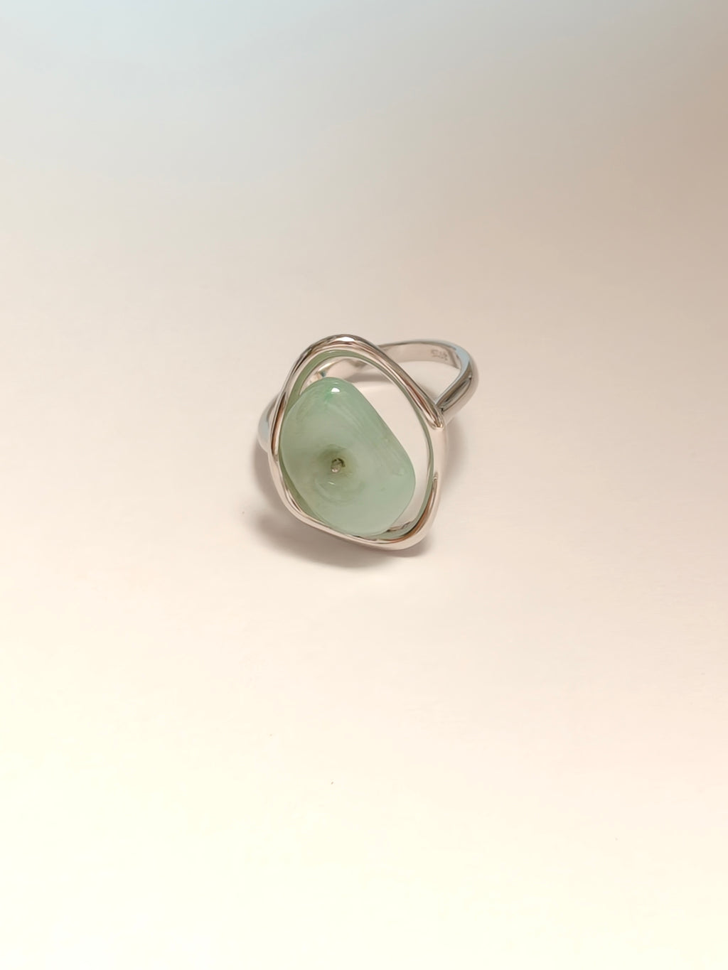 WE Monet Ring