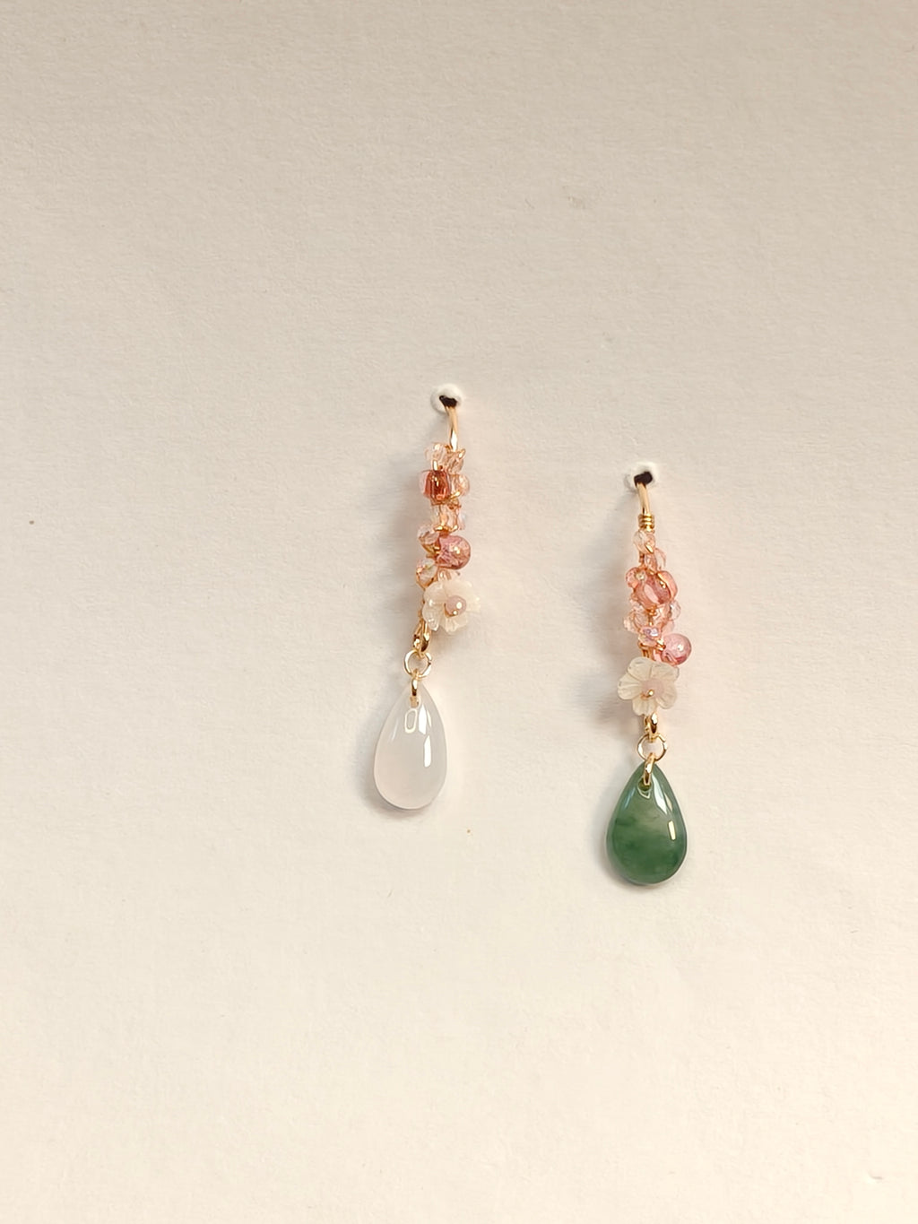 WE delite crystal and jadeite earring
