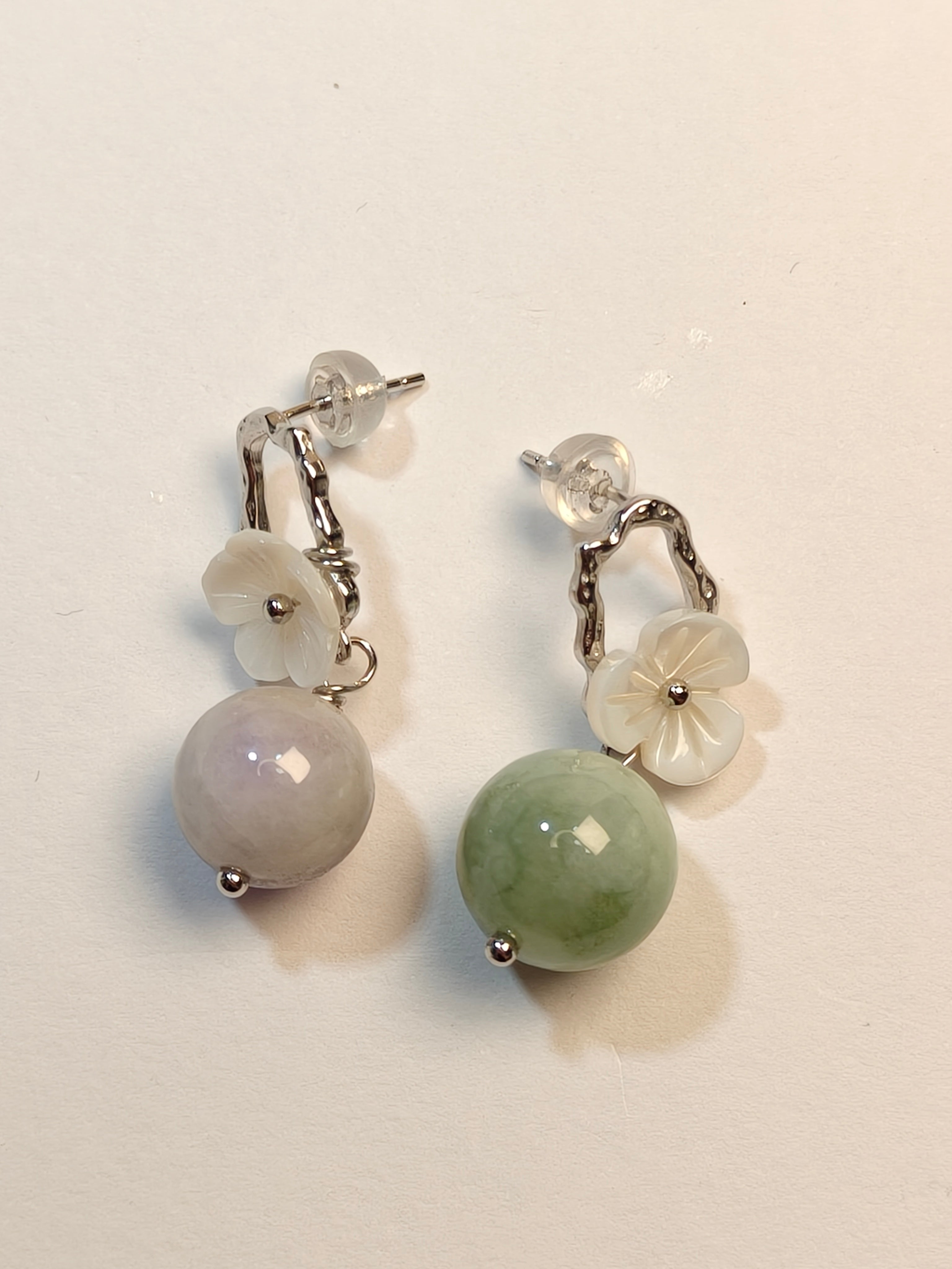 WE minimalist round bead jadeite earring