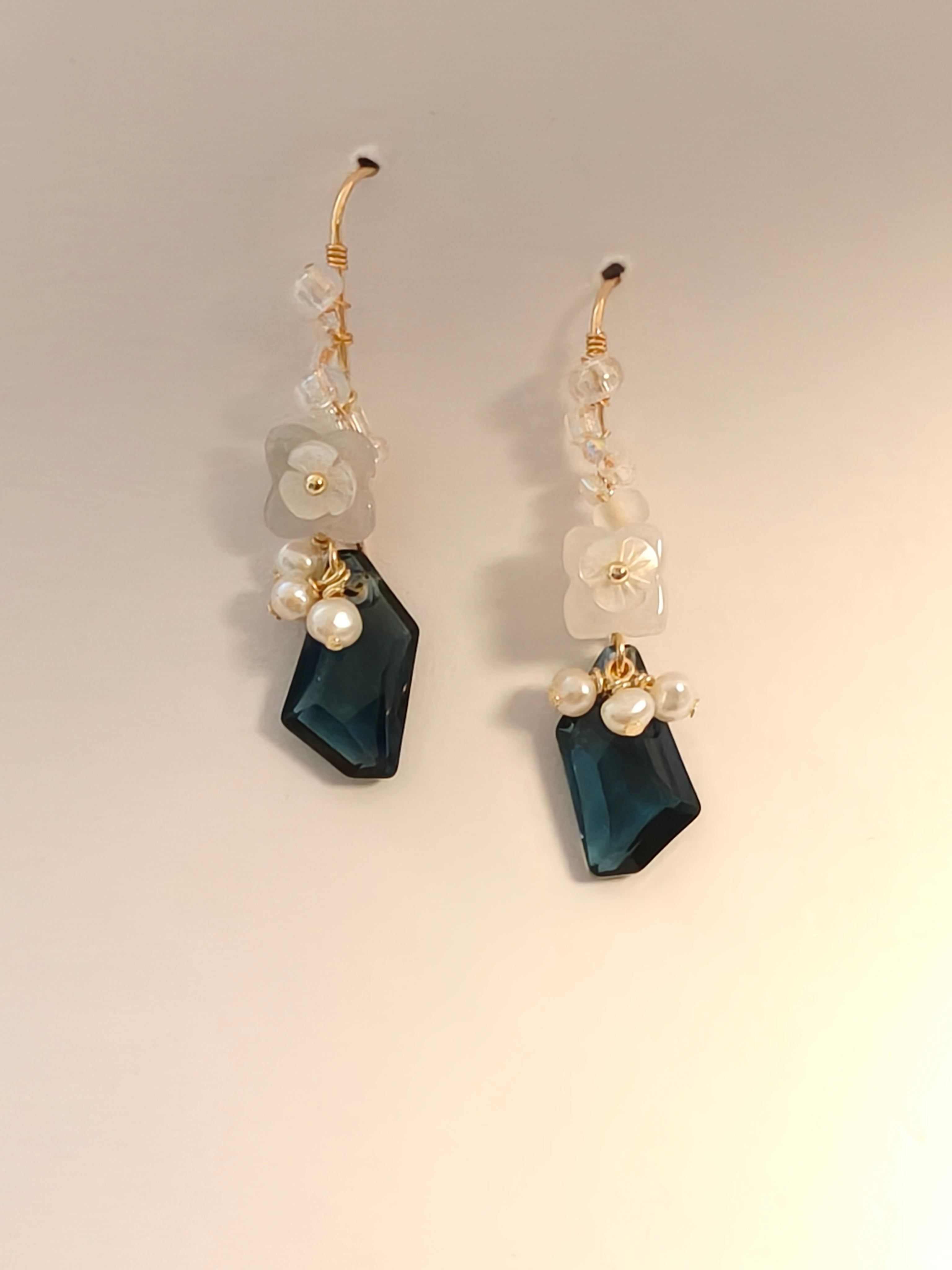 WE delite Swarovski crystal and jadeite earring