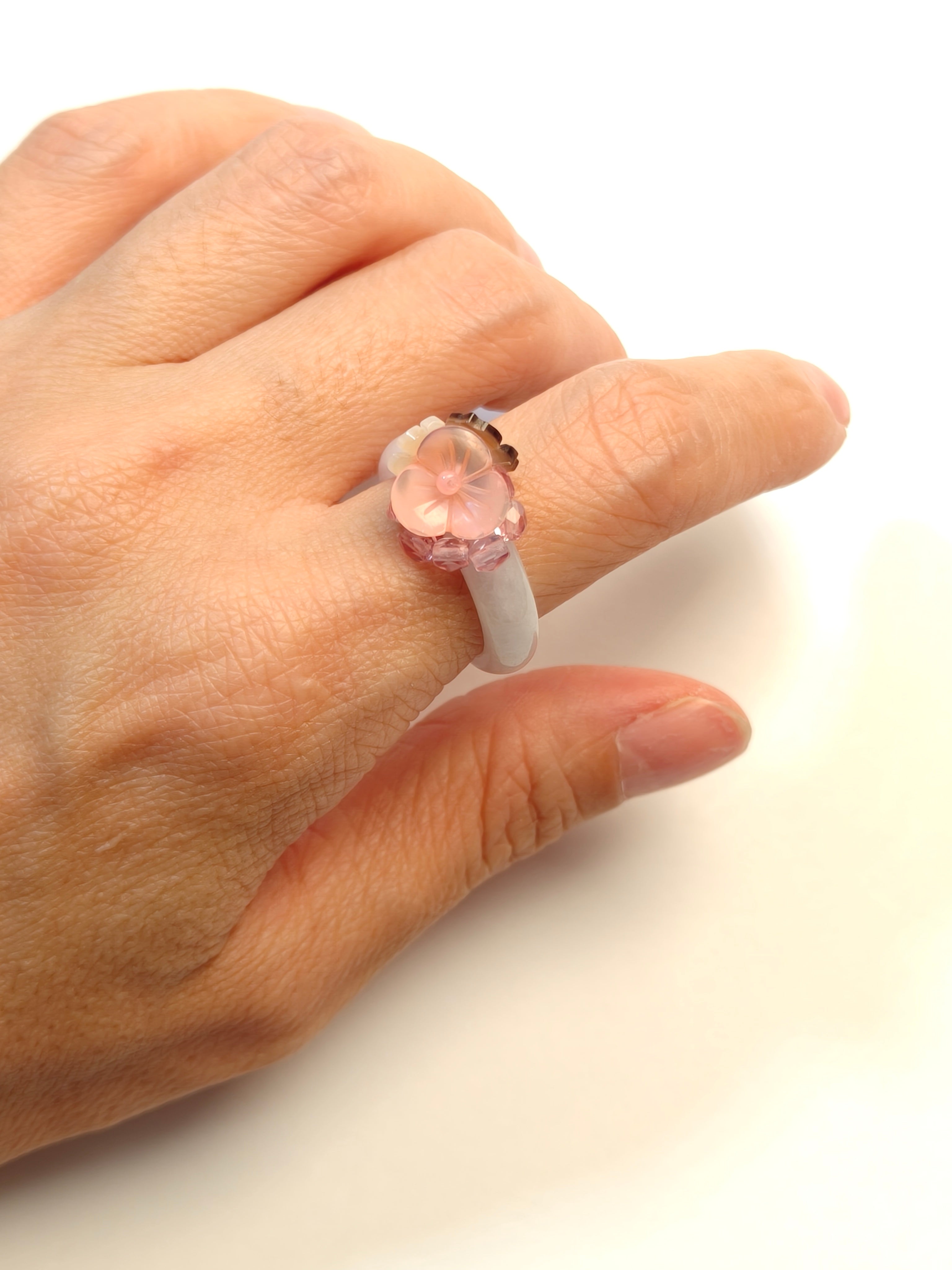 WE minimalist jadeite ring US size 7.5