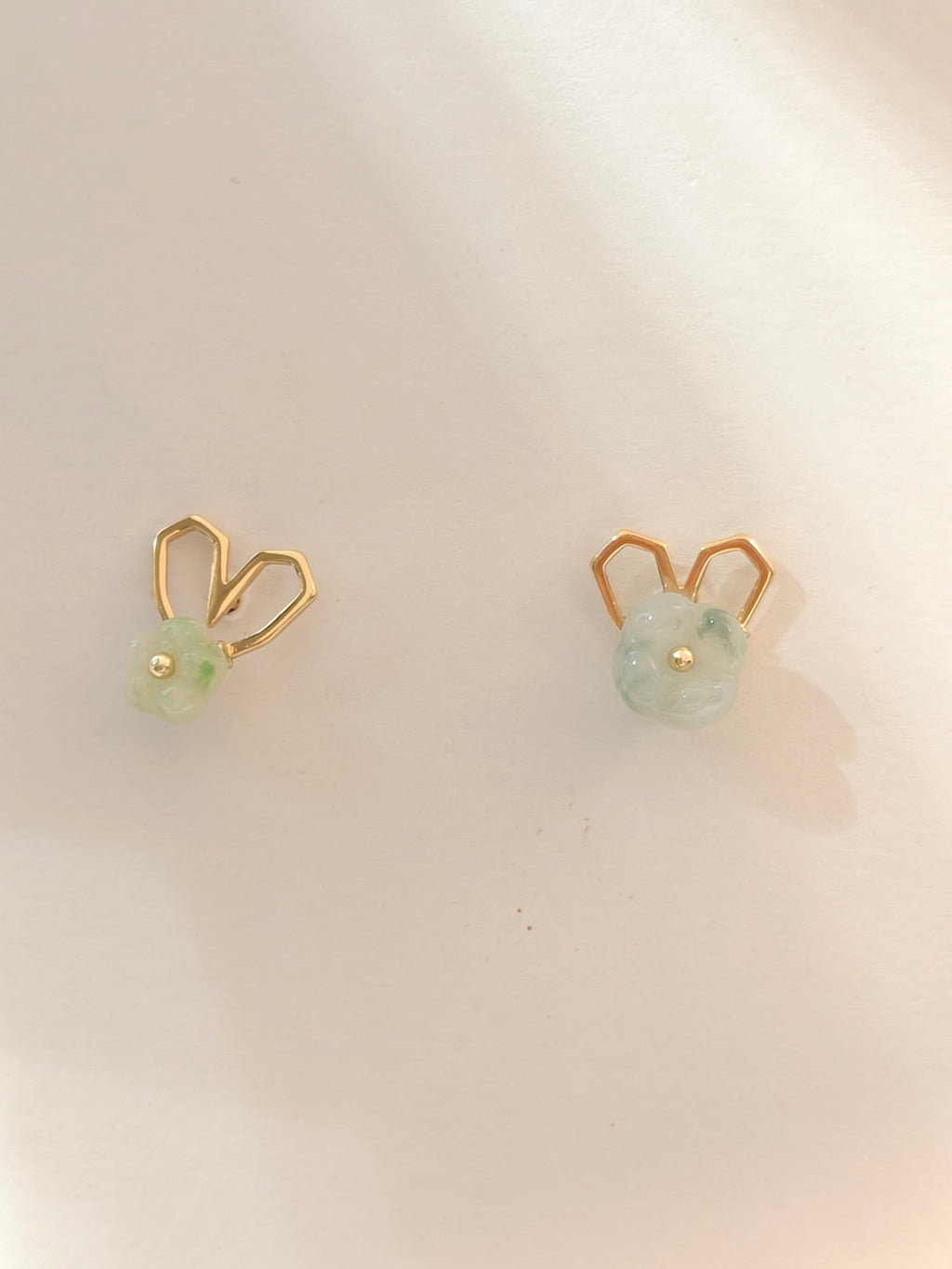 WE Monet jadeite earring