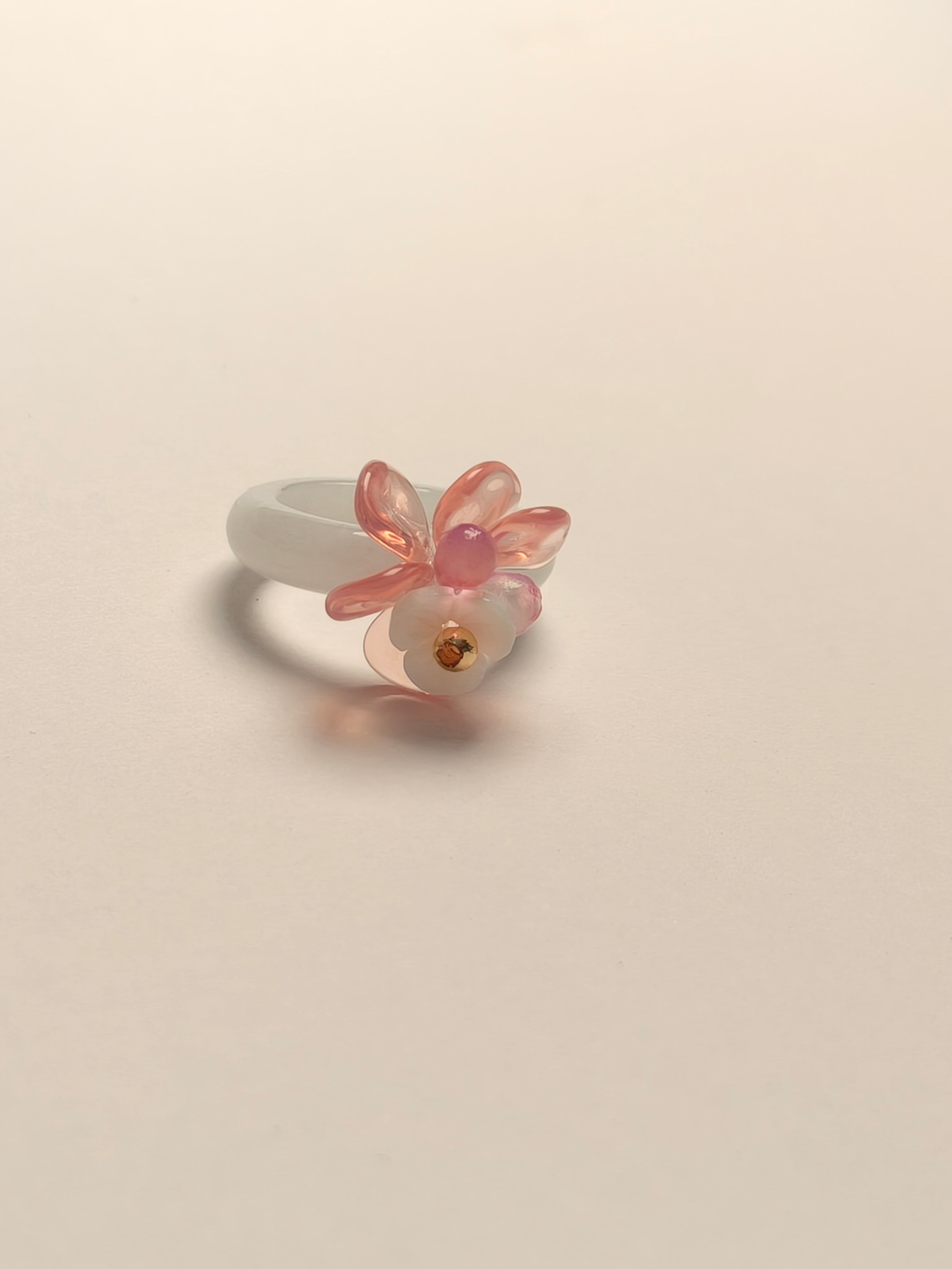 WE minimalist jadeite ring US size 5.5