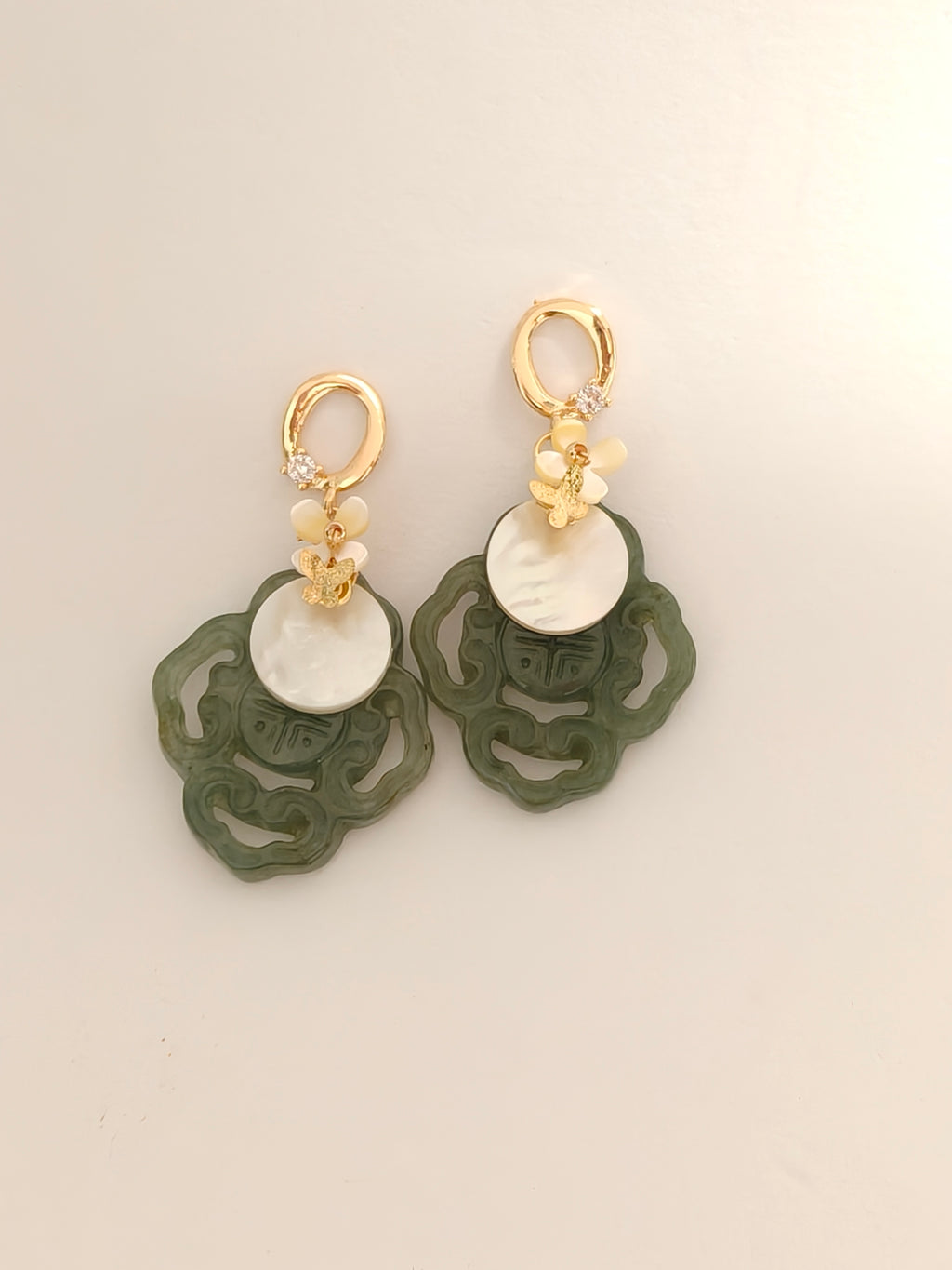 WE Monet jadeite earring