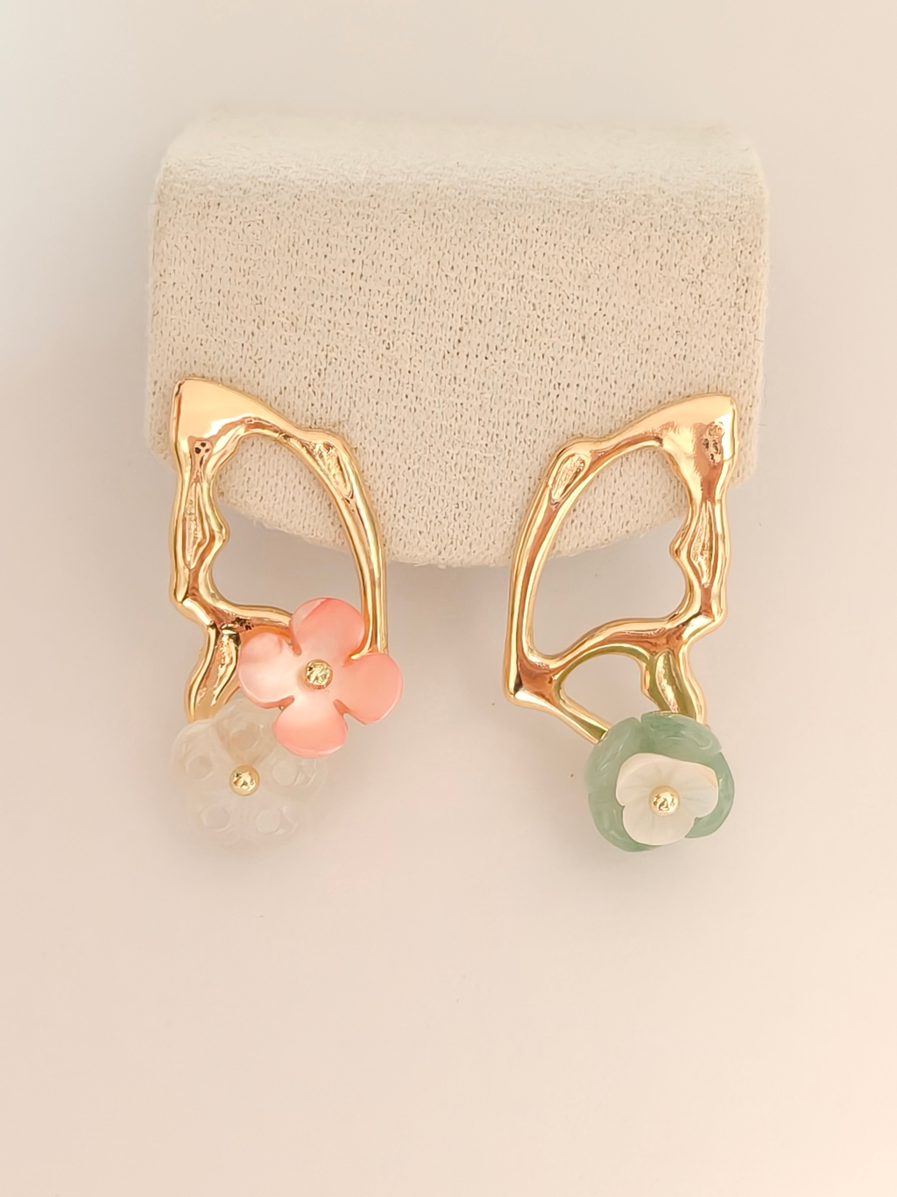 WE Monet flower jadeite earring