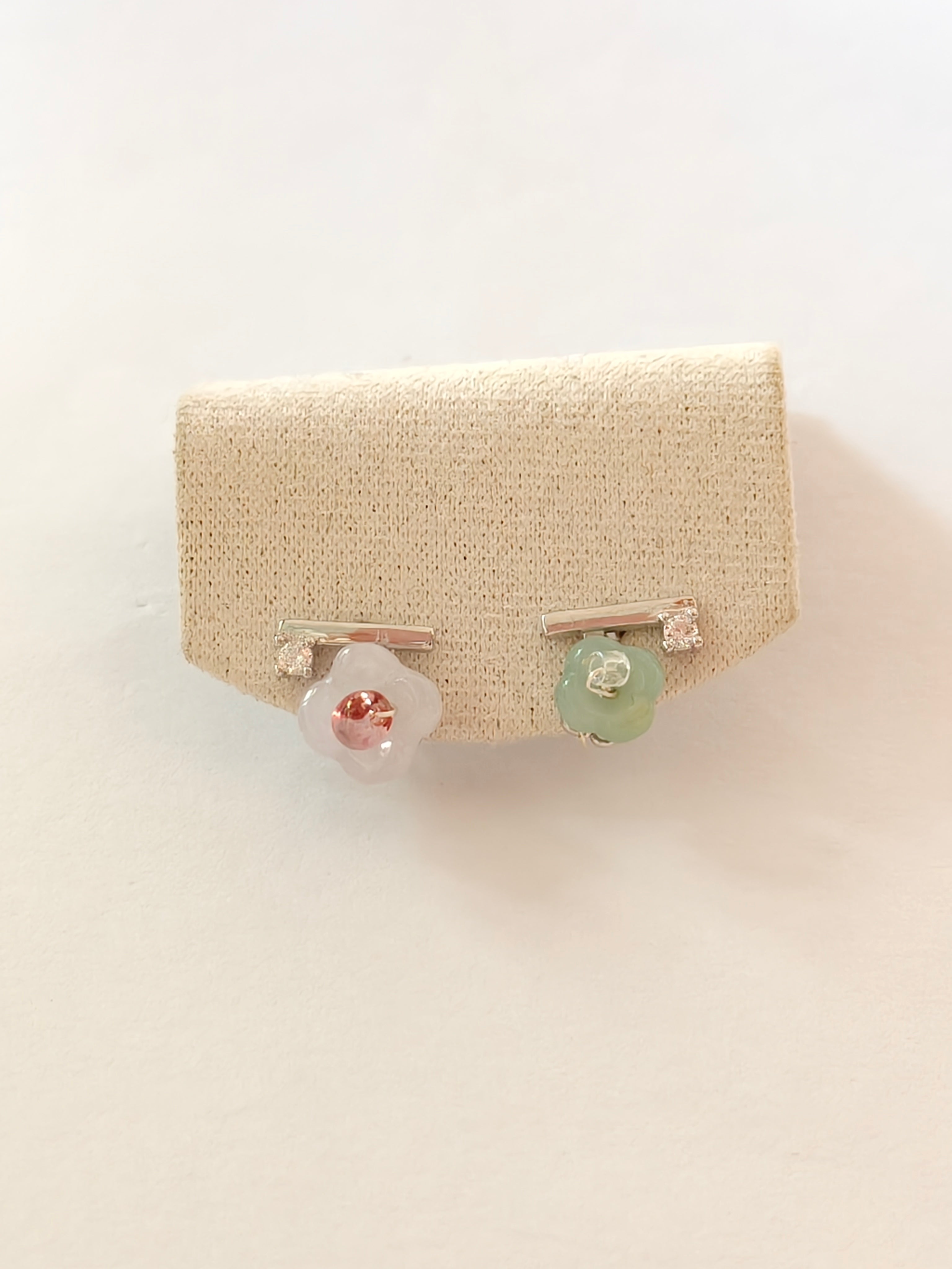 WE Monet jadeite earring