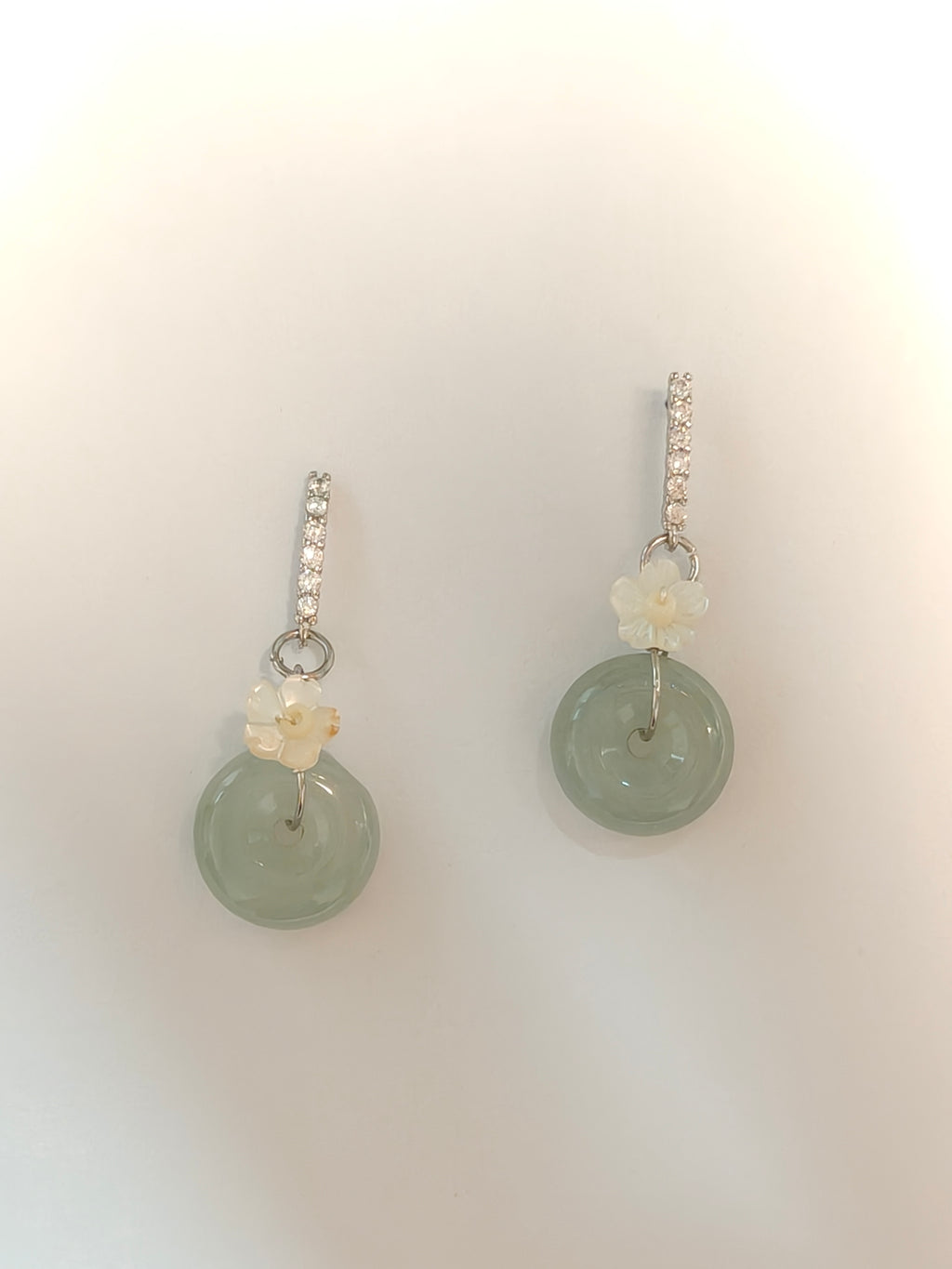 WE ping an kou jadeite earring