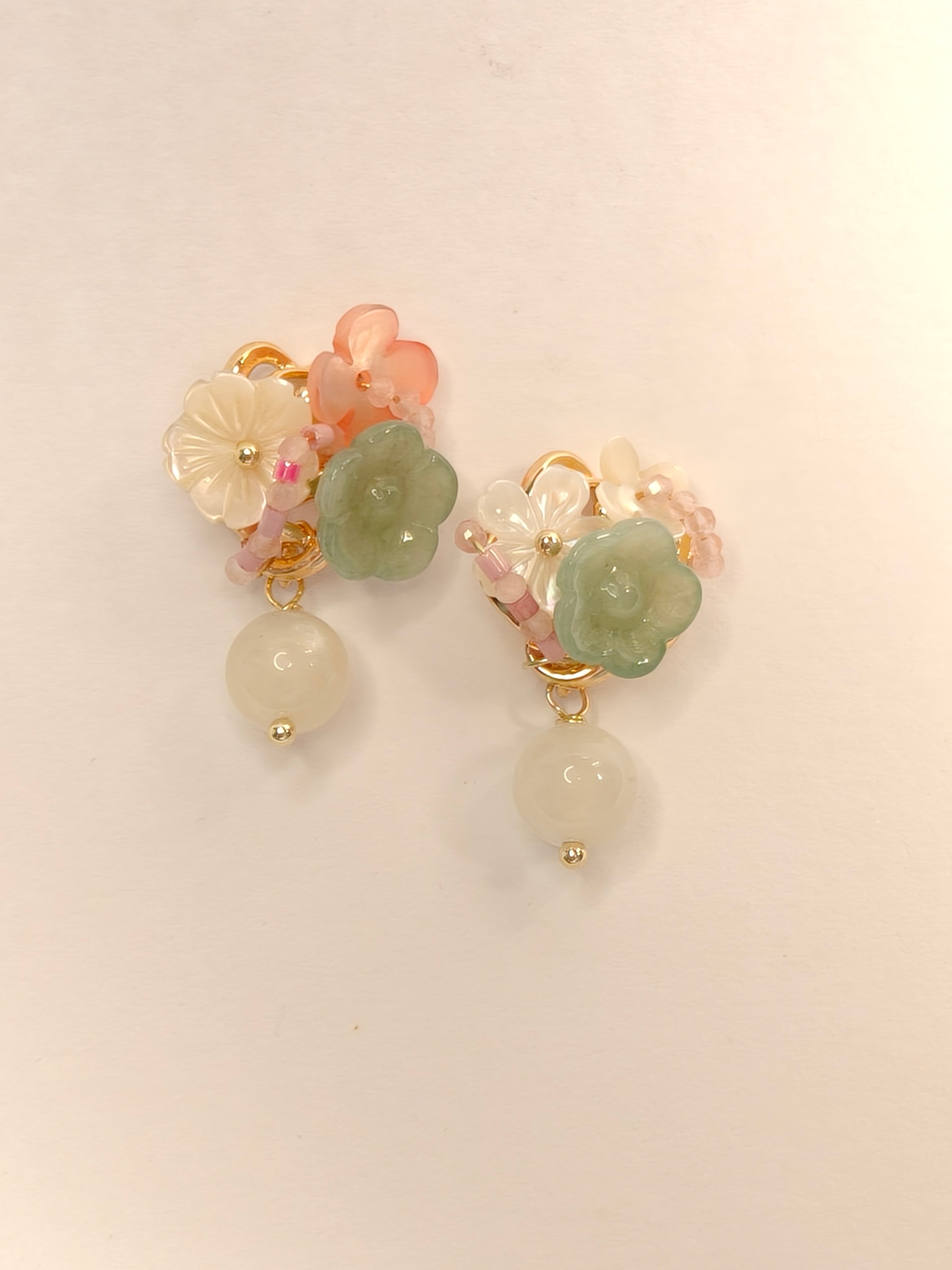 WE Monet jadeite earring