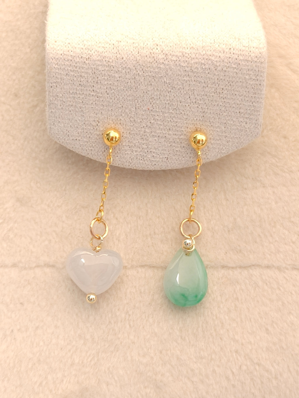 WE minimalist water drop and heart jadeite earring