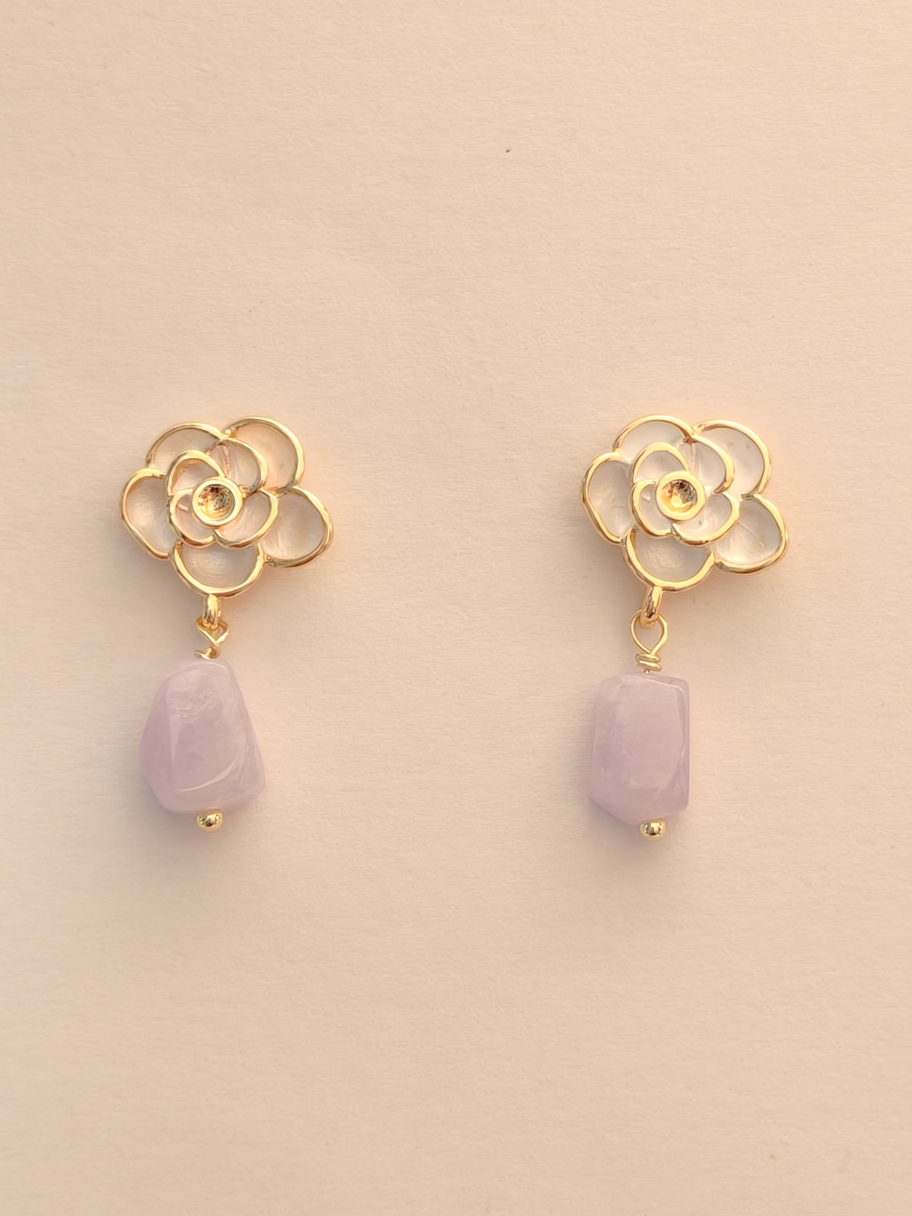 WE lavender jadeite earring