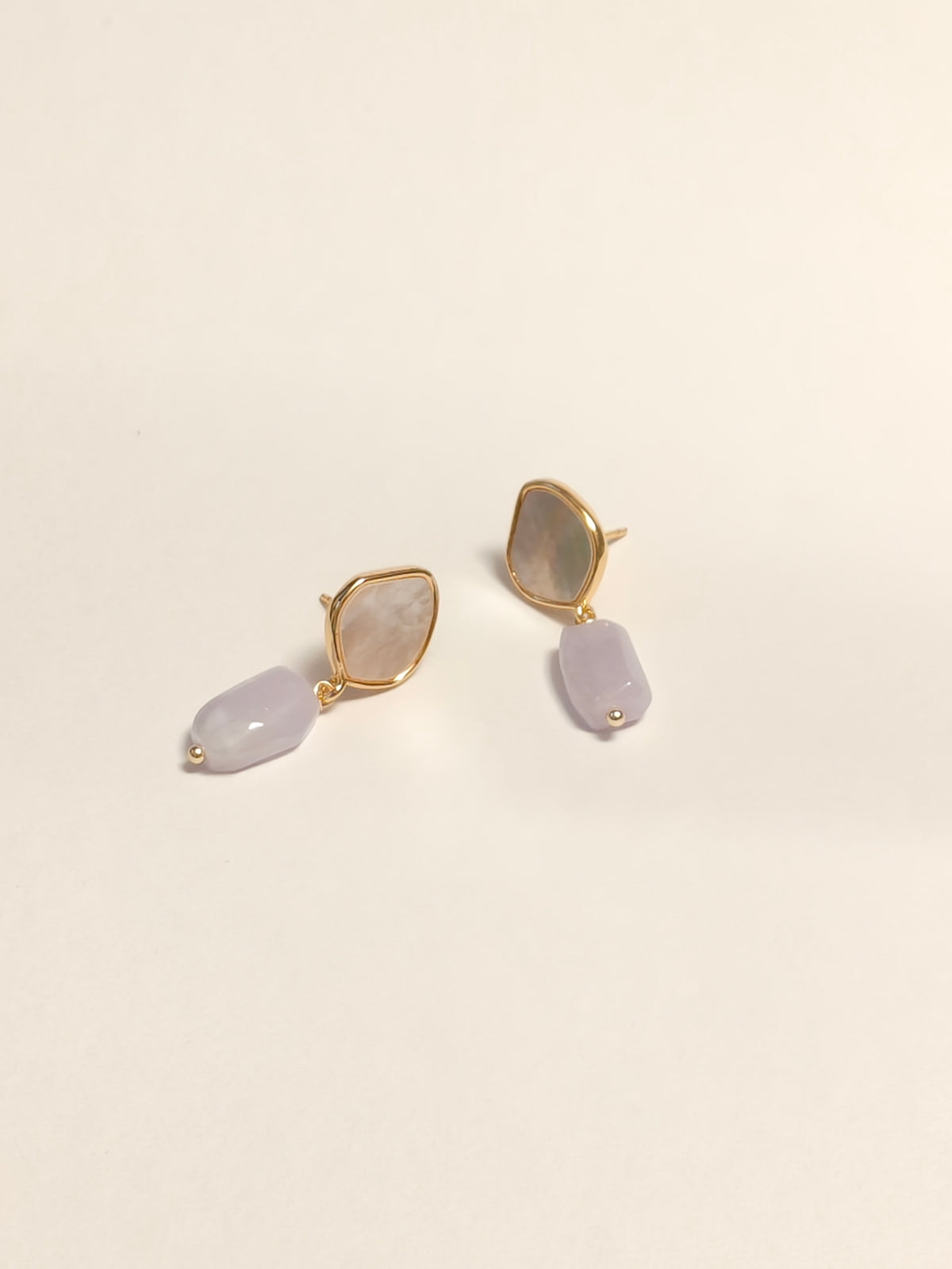 WE lavender jadeite earring
