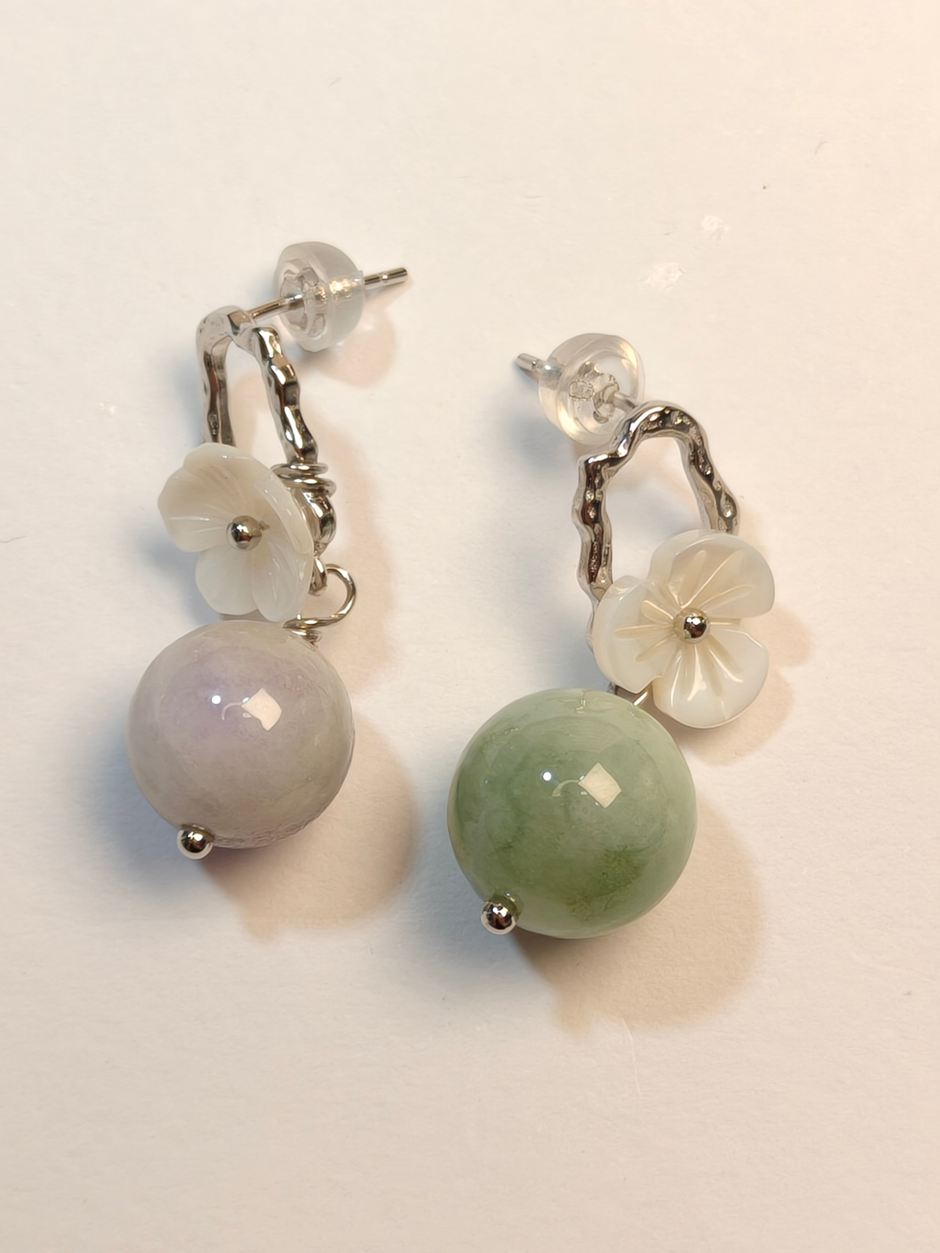 WE minimalist round bead jadeite earring