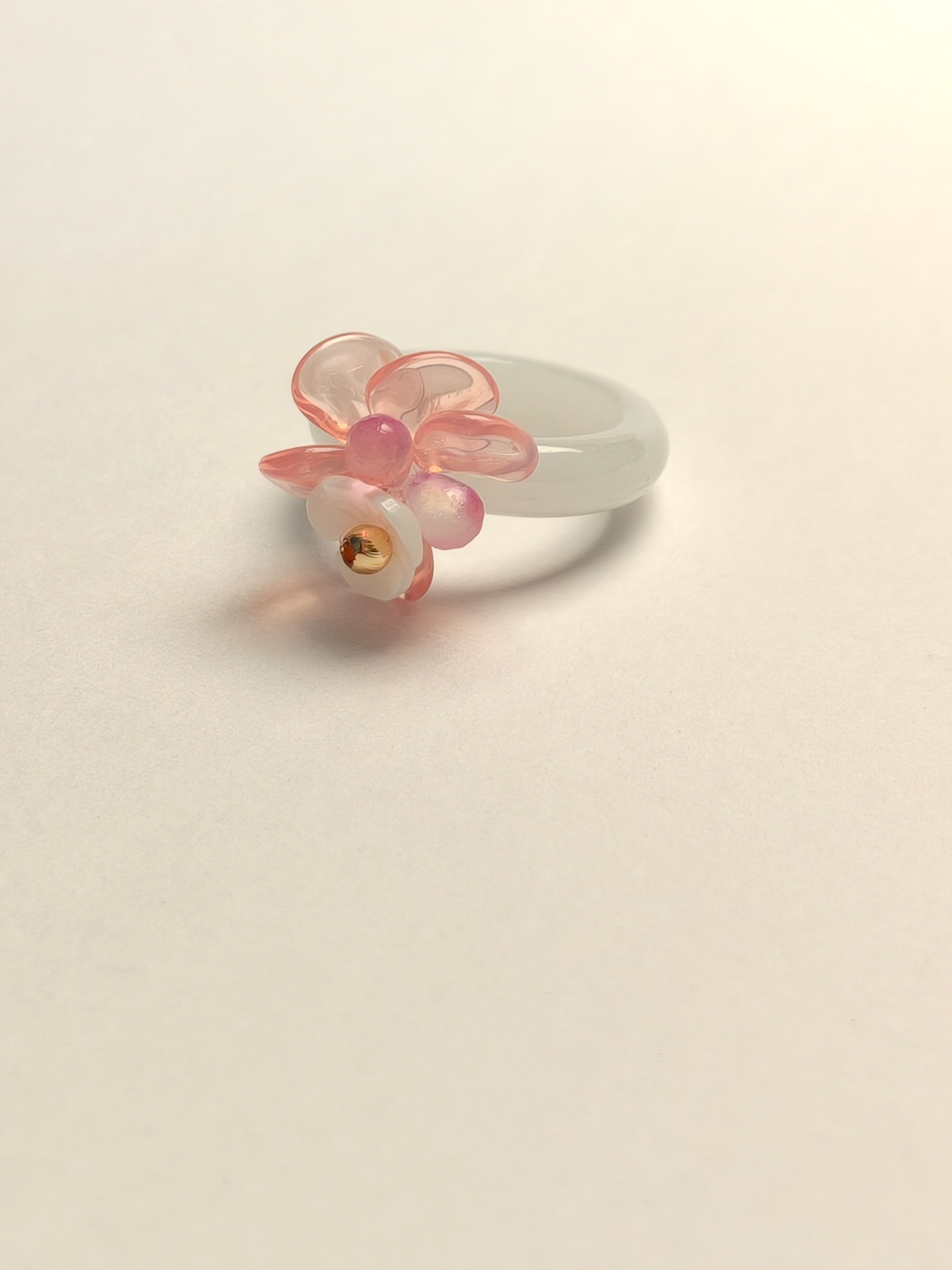 WE minimalist jadeite ring US size 5.5