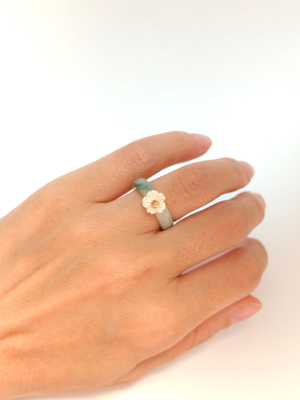 WE minimalist jadeite ring US size 5.5