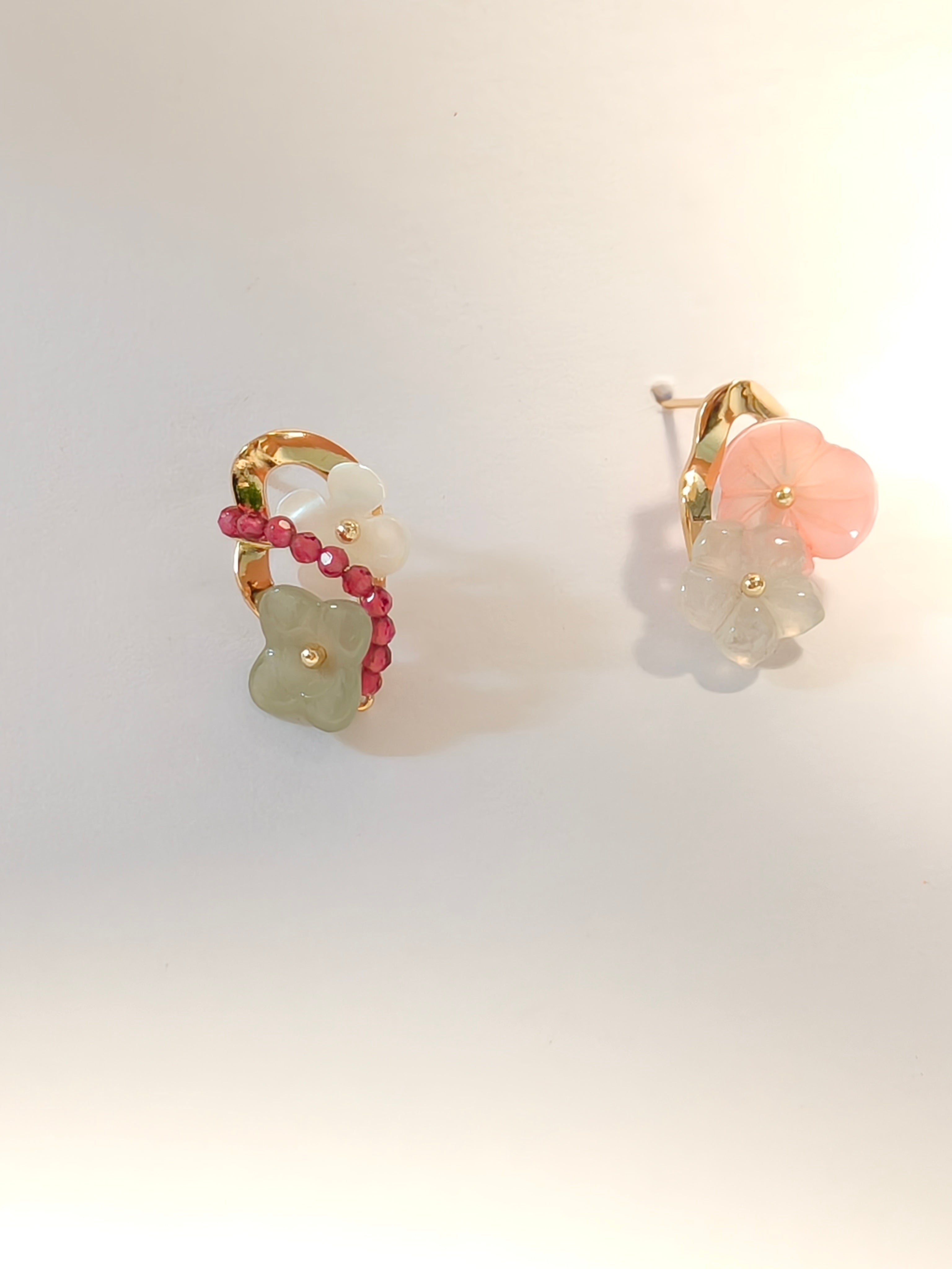 WE Monet jadeite earring