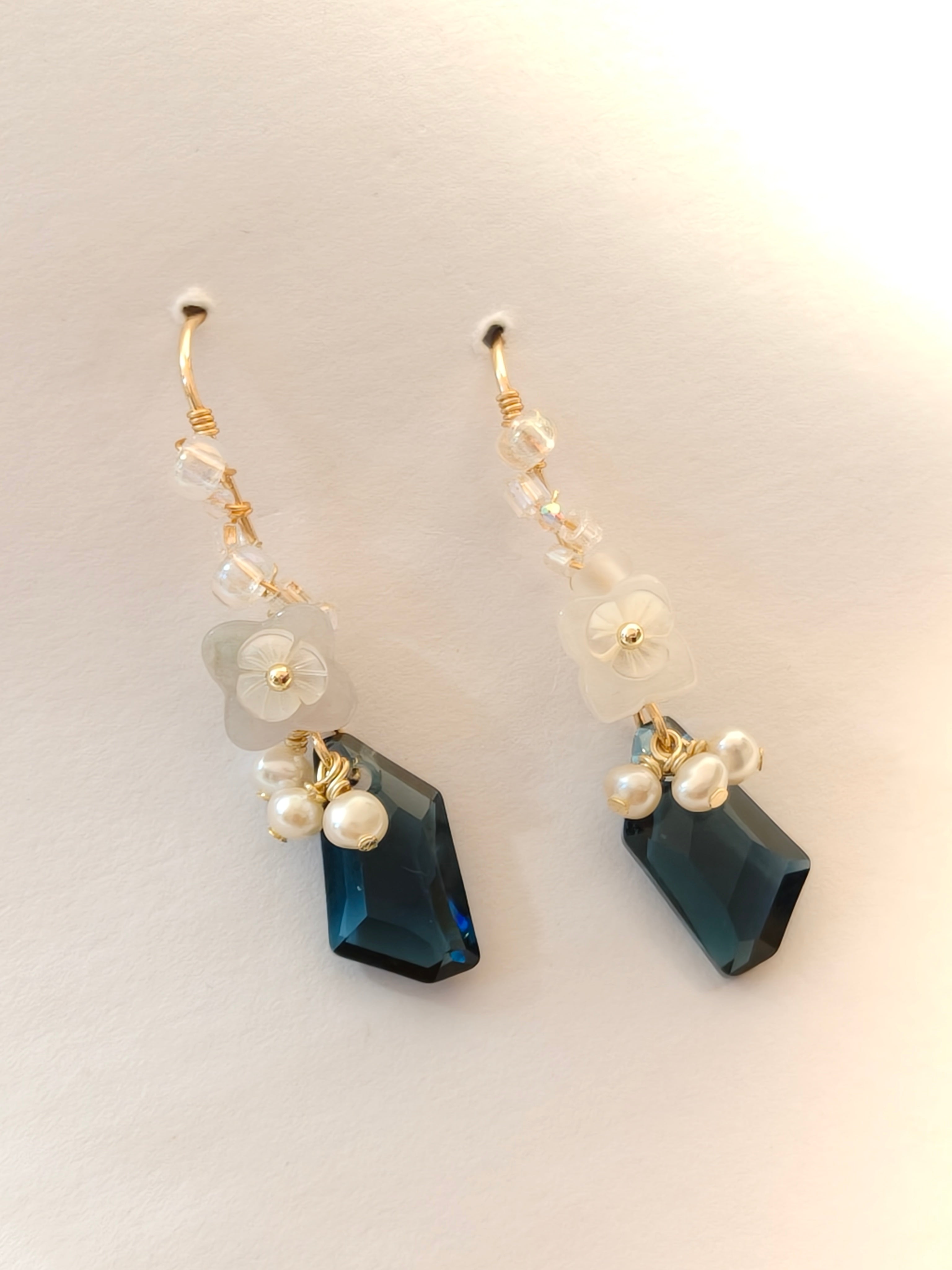 WE delite Swarovski crystal and jadeite earring