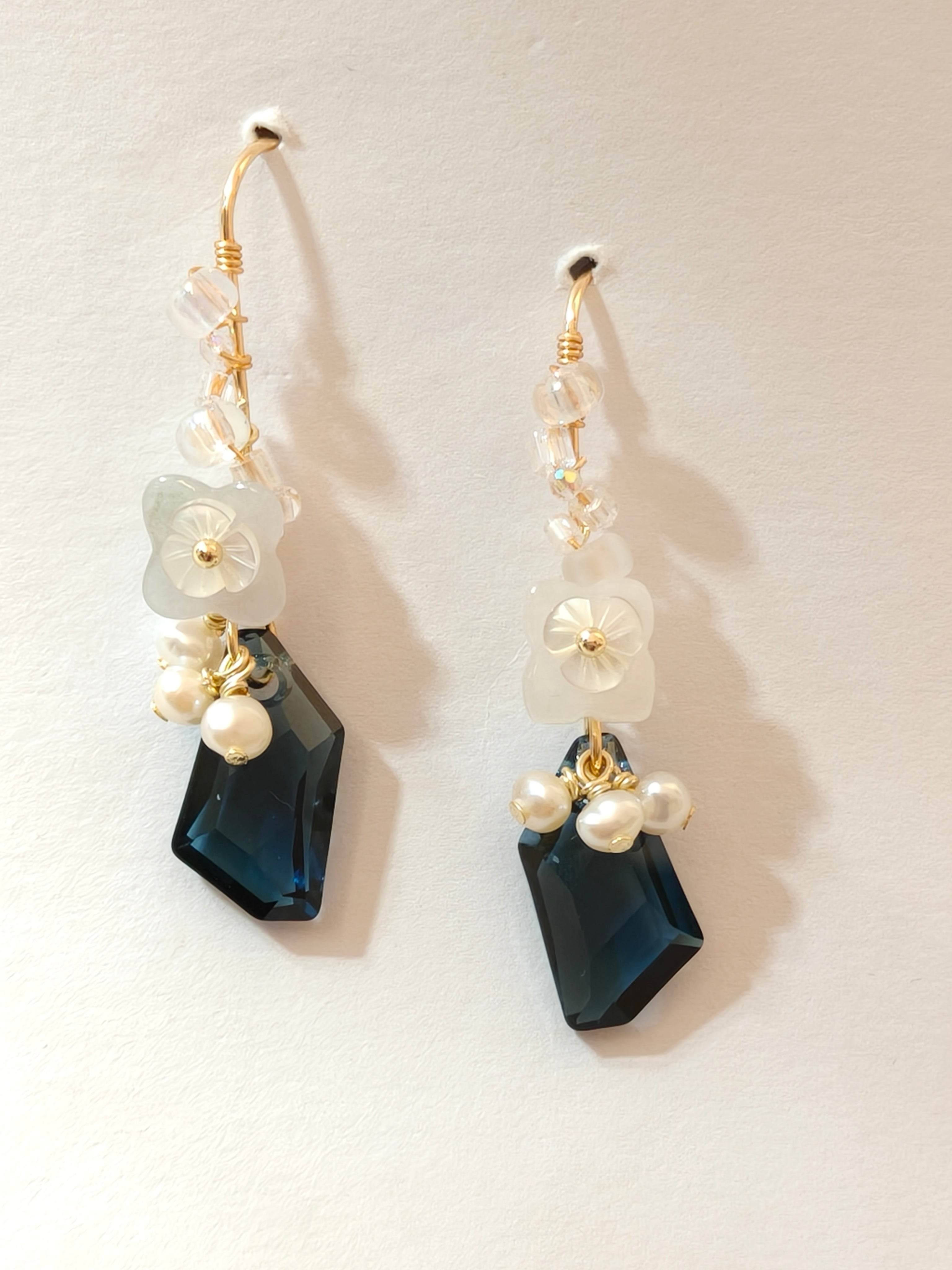WE delite Swarovski crystal and jadeite earring
