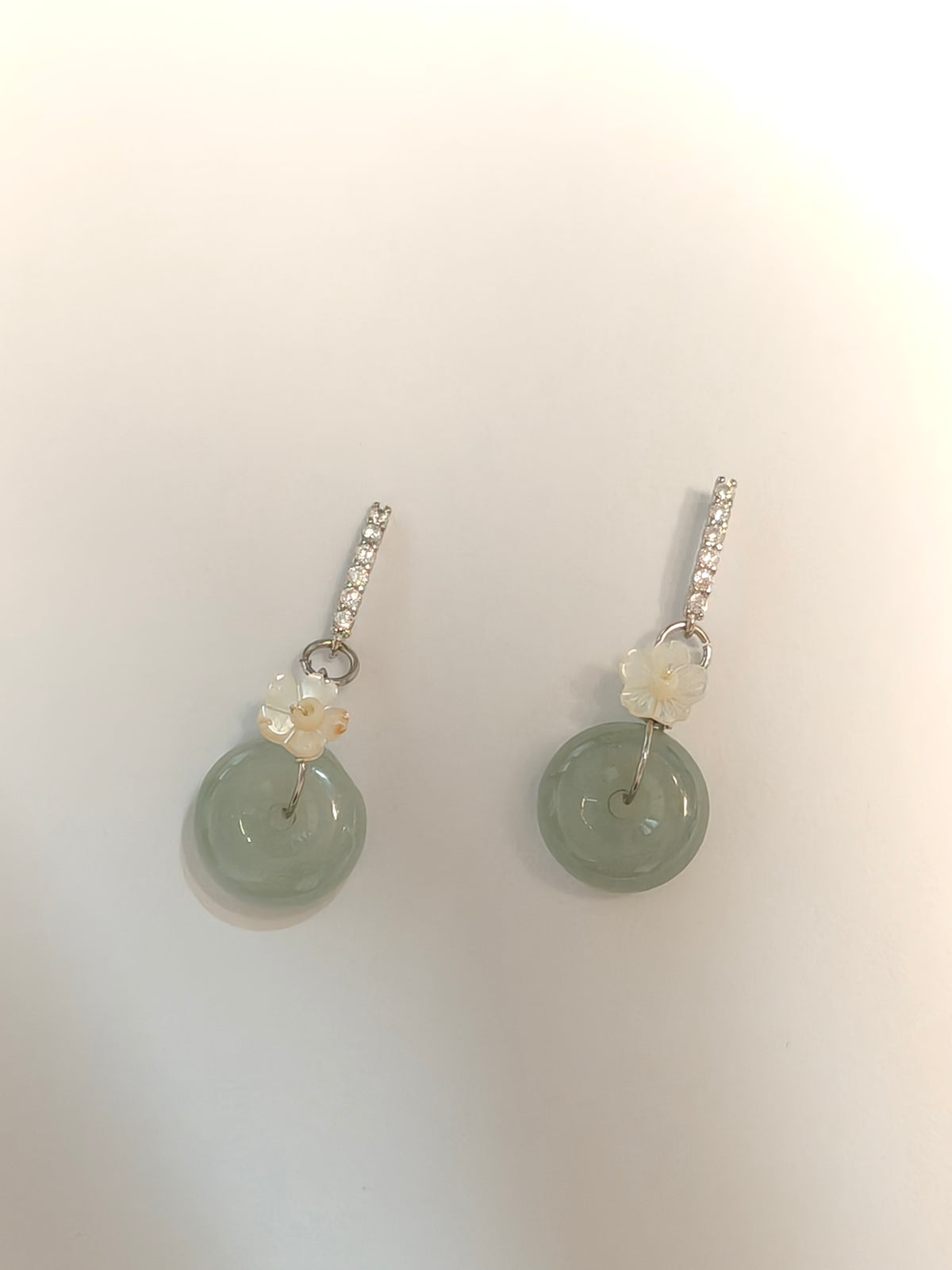 WE ping an kou jadeite earring